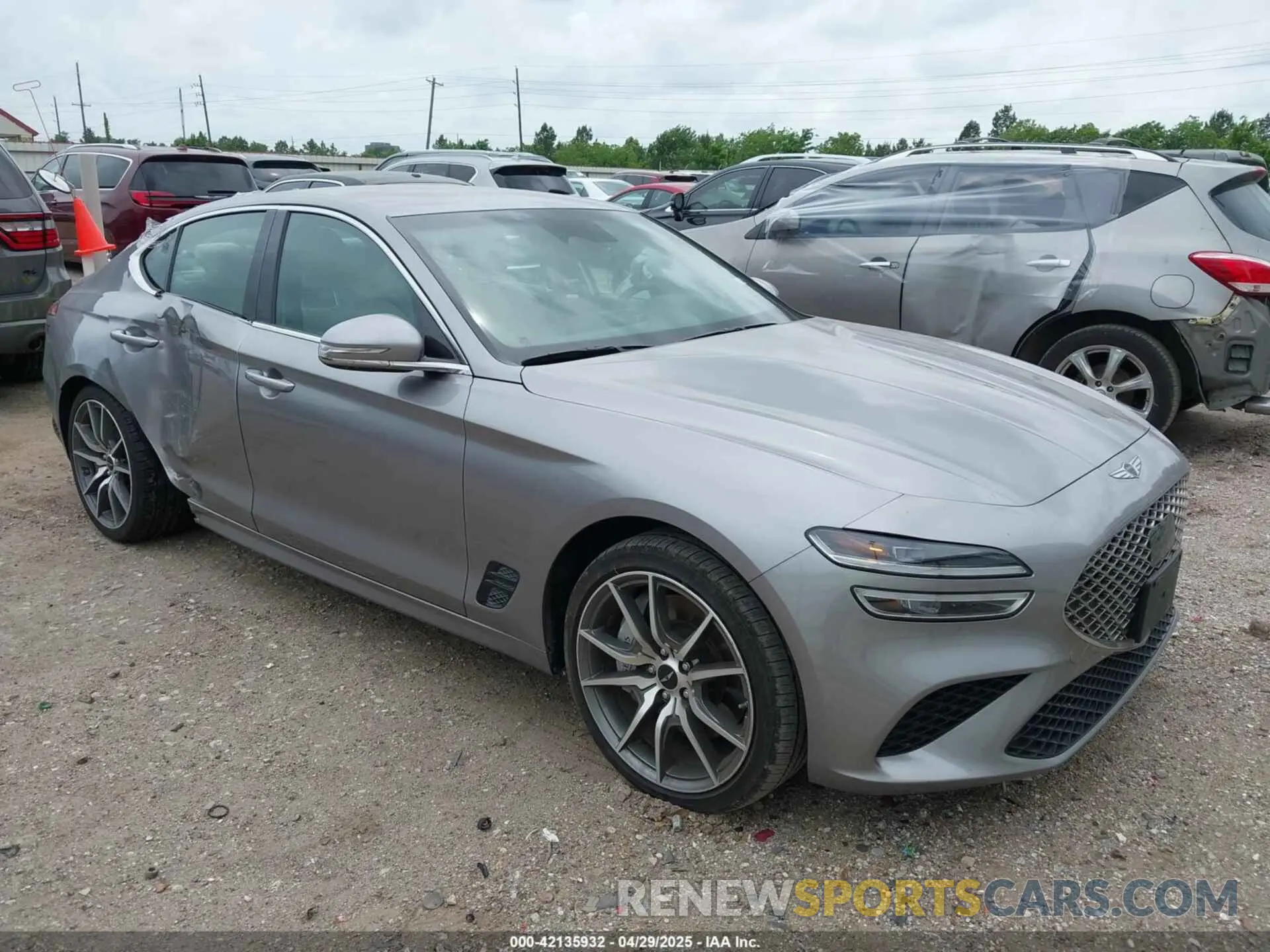 1 Photograph of a damaged car KMTG34SCXSU148223 GENESIS G70 2025