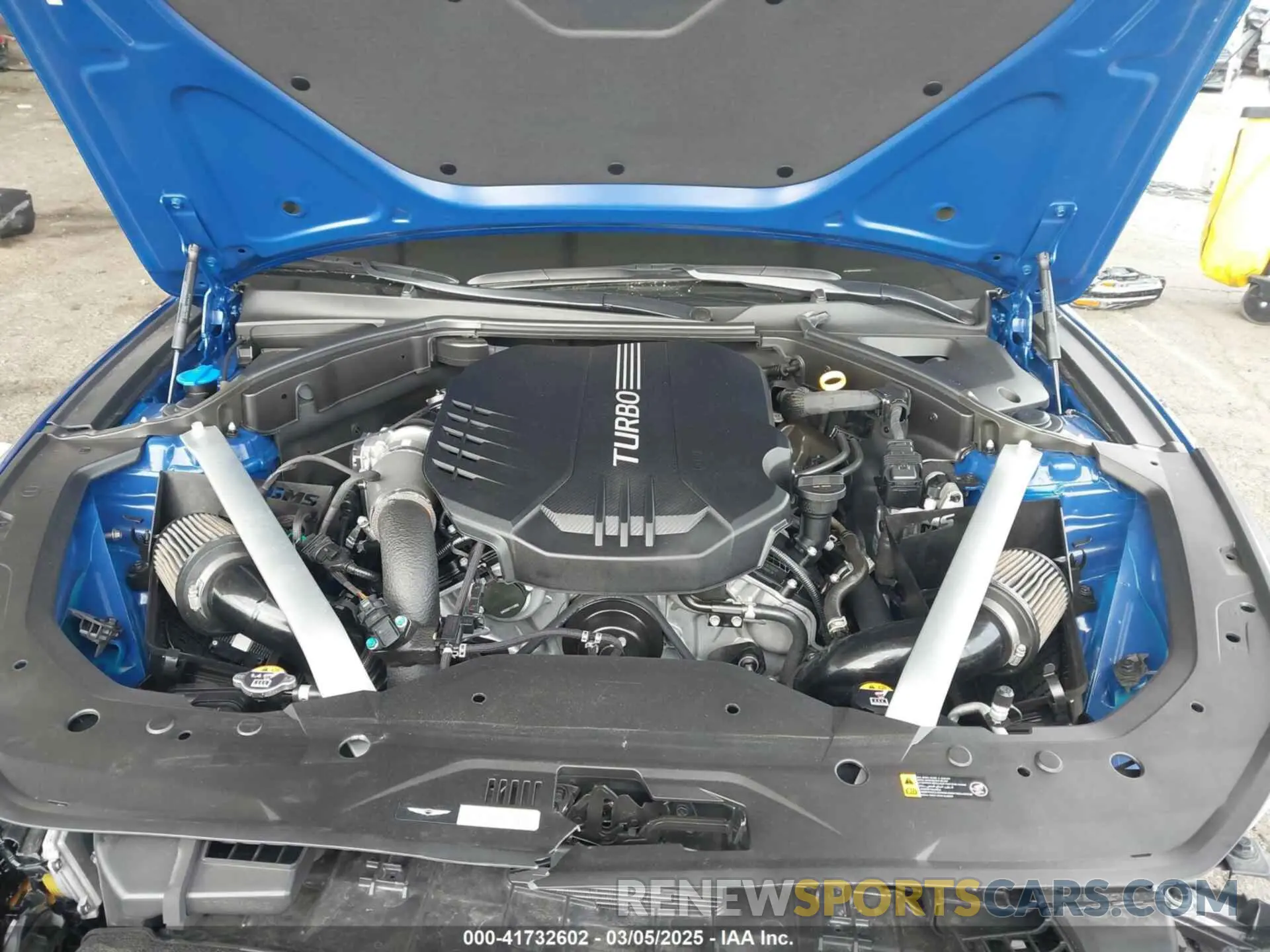 10 Photograph of a damaged car KMTG54SE8SU144876 GENESIS G70 2025