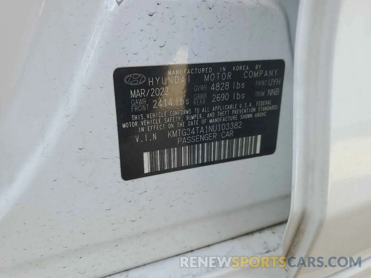 13 Photograph of a damaged car KMTG34TA1NU103382 GENESIS G70 BASE 2022