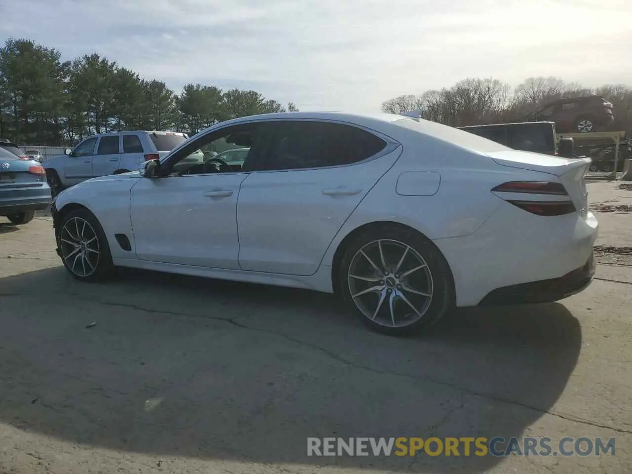 2 Photograph of a damaged car KMTG34TA1NU103382 GENESIS G70 BASE 2022