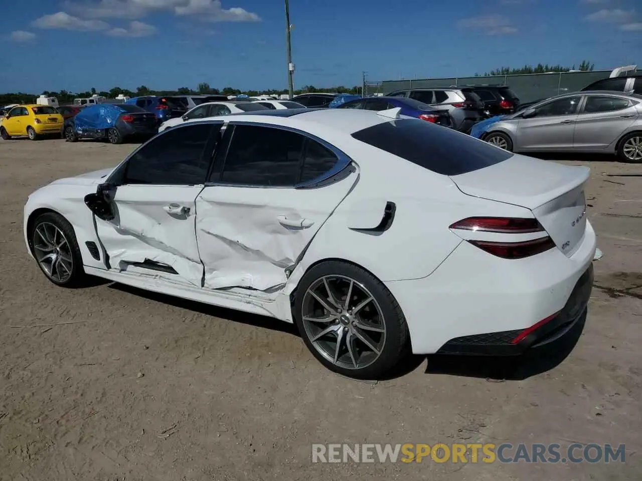 2 Photograph of a damaged car KMTG34TA2NU096216 GENESIS G70 BASE 2022