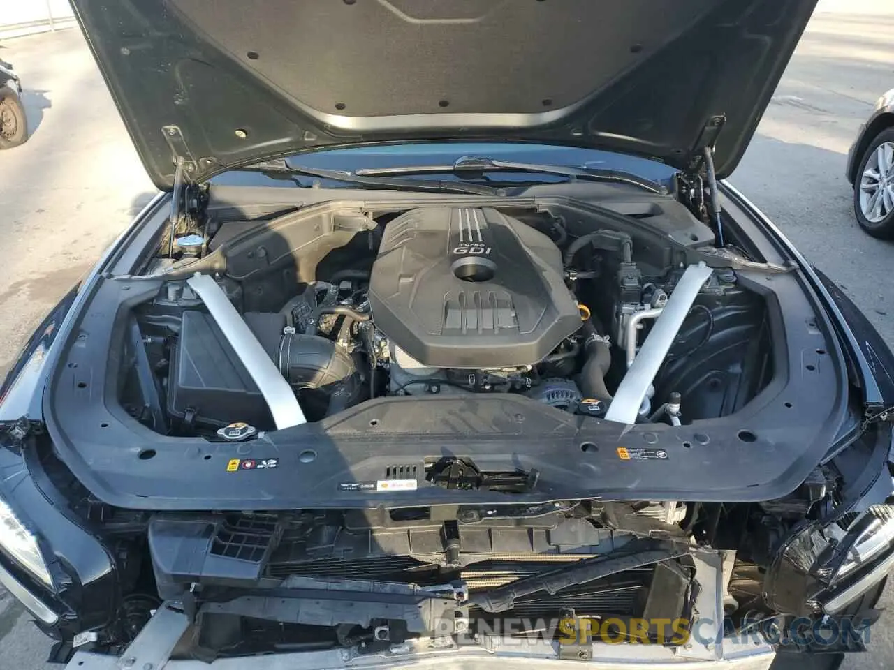 11 Photograph of a damaged car KMTG34TA7NU089729 GENESIS G70 BASE 2022