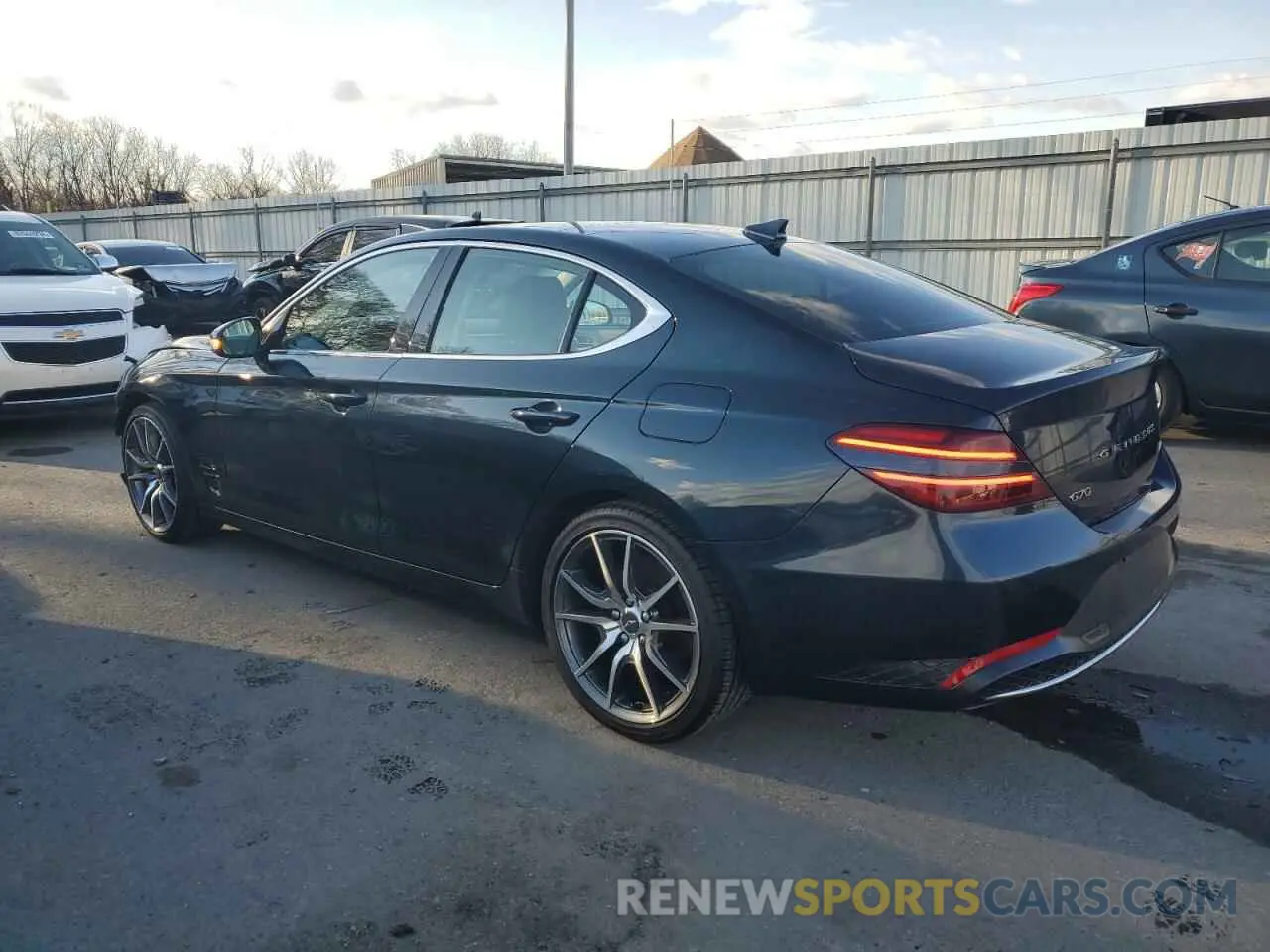 2 Photograph of a damaged car KMTG34TA7NU089729 GENESIS G70 BASE 2022