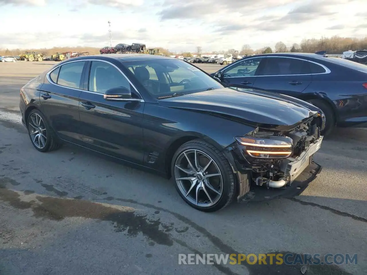 4 Photograph of a damaged car KMTG34TA7NU089729 GENESIS G70 BASE 2022