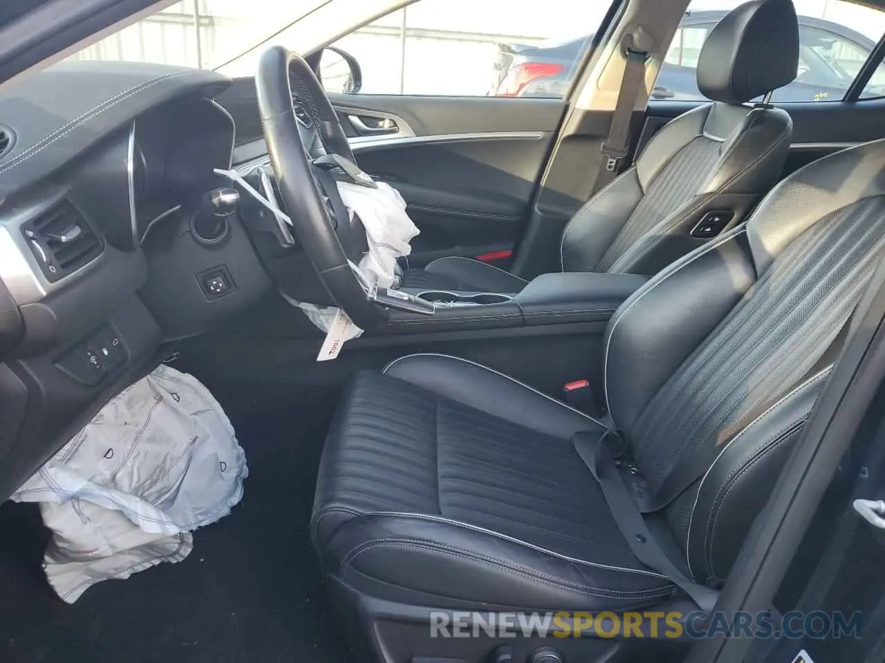 7 Photograph of a damaged car KMTG34TA7NU089729 GENESIS G70 BASE 2022