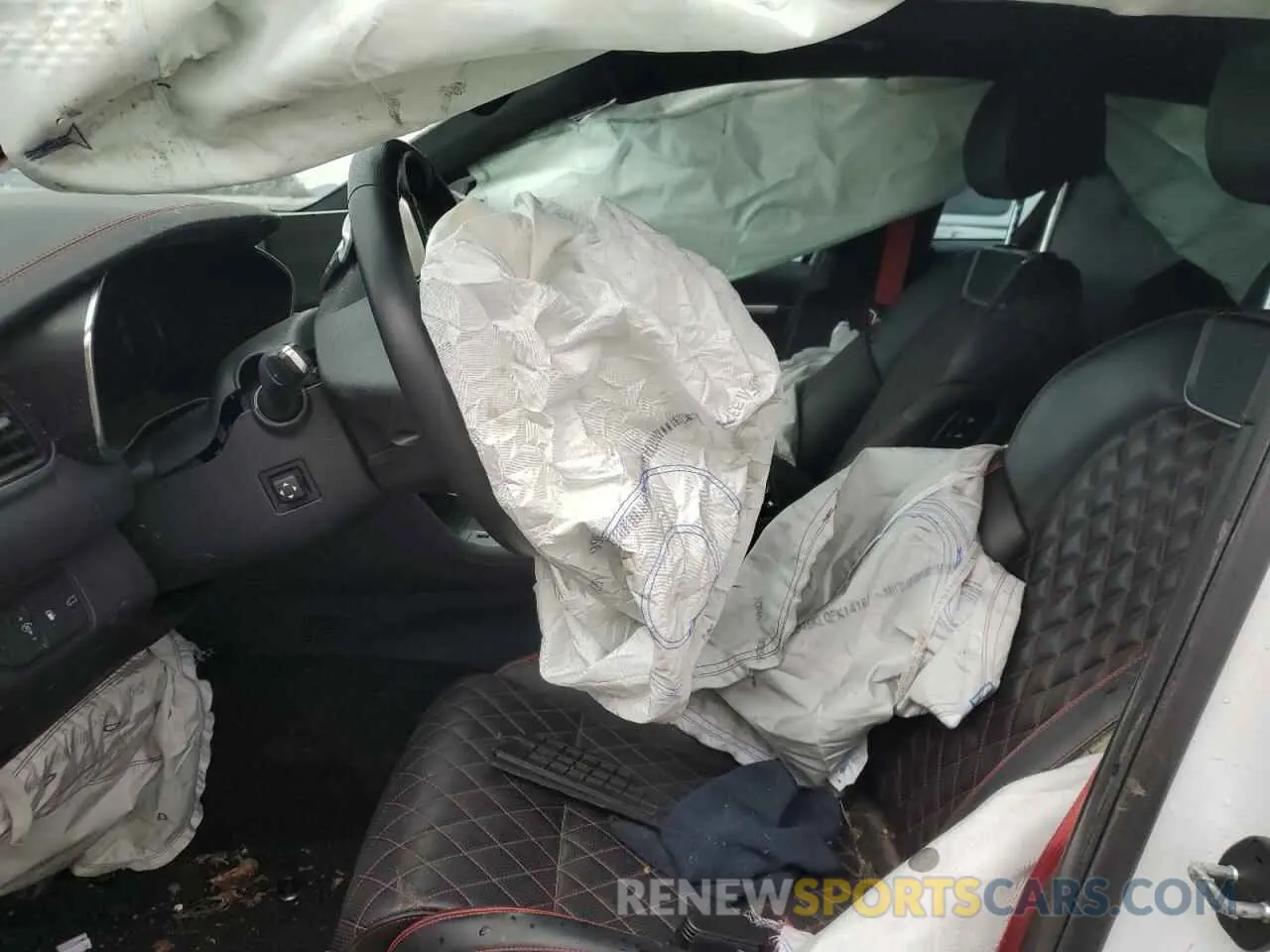 7 Photograph of a damaged car KMTG54TE3NU102585 GENESIS G70 BASE 2022