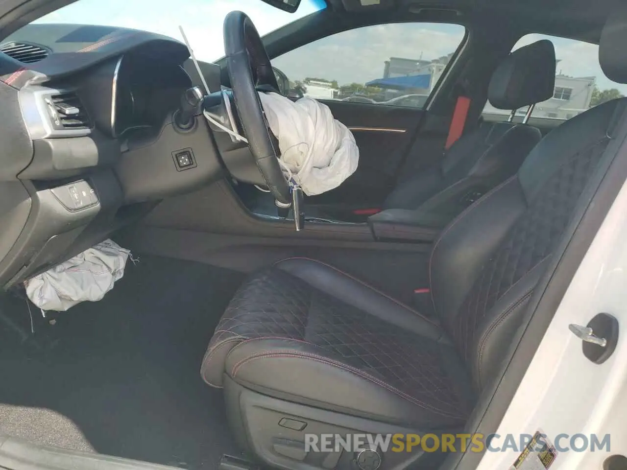 7 Photograph of a damaged car KMTG54TE5NU094117 GENESIS G70 BASE 2022