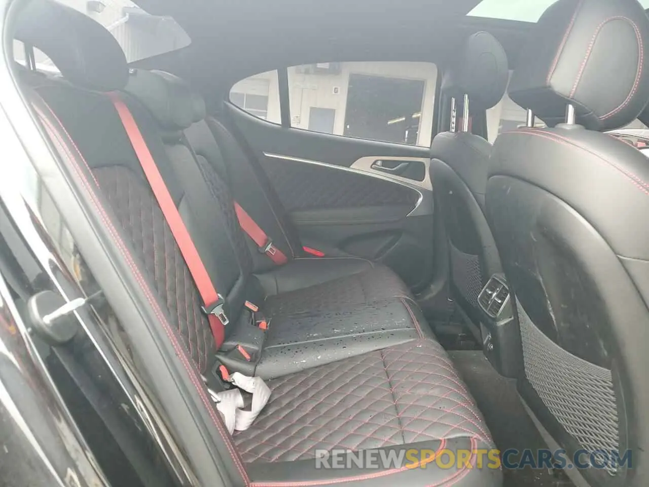 10 Photograph of a damaged car KMTG54TE5NU102507 GENESIS G70 BASE 2022