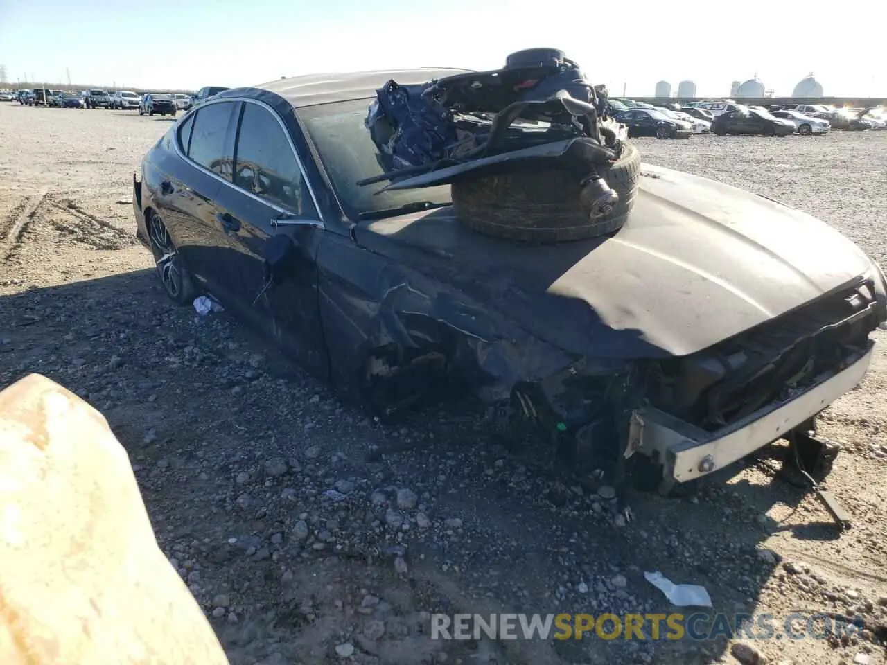 4 Photograph of a damaged car KMTG54TE7NU082003 GENESIS G70 BASE 2022