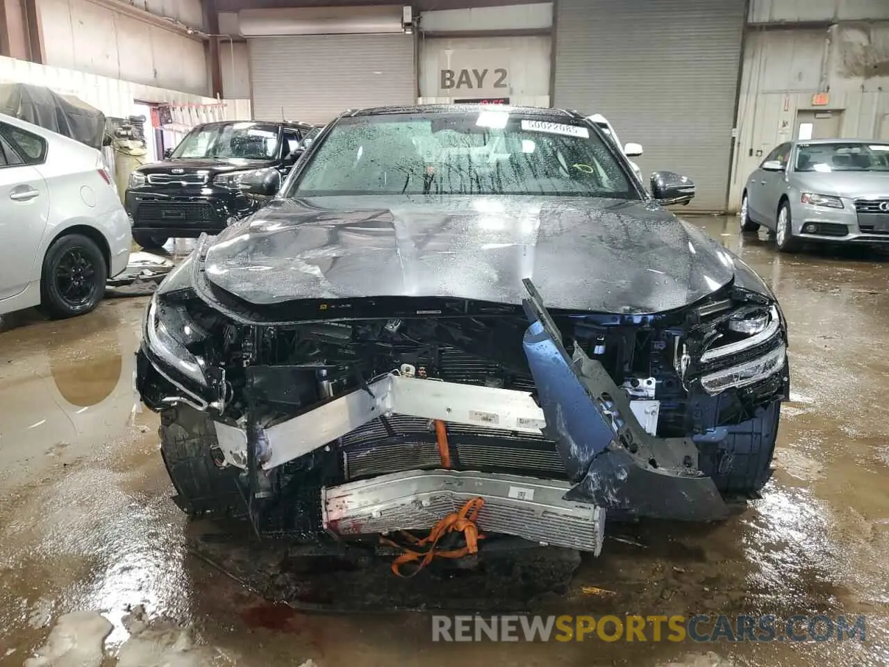 5 Photograph of a damaged car KMTG54TE7NU084124 GENESIS G70 BASE 2022