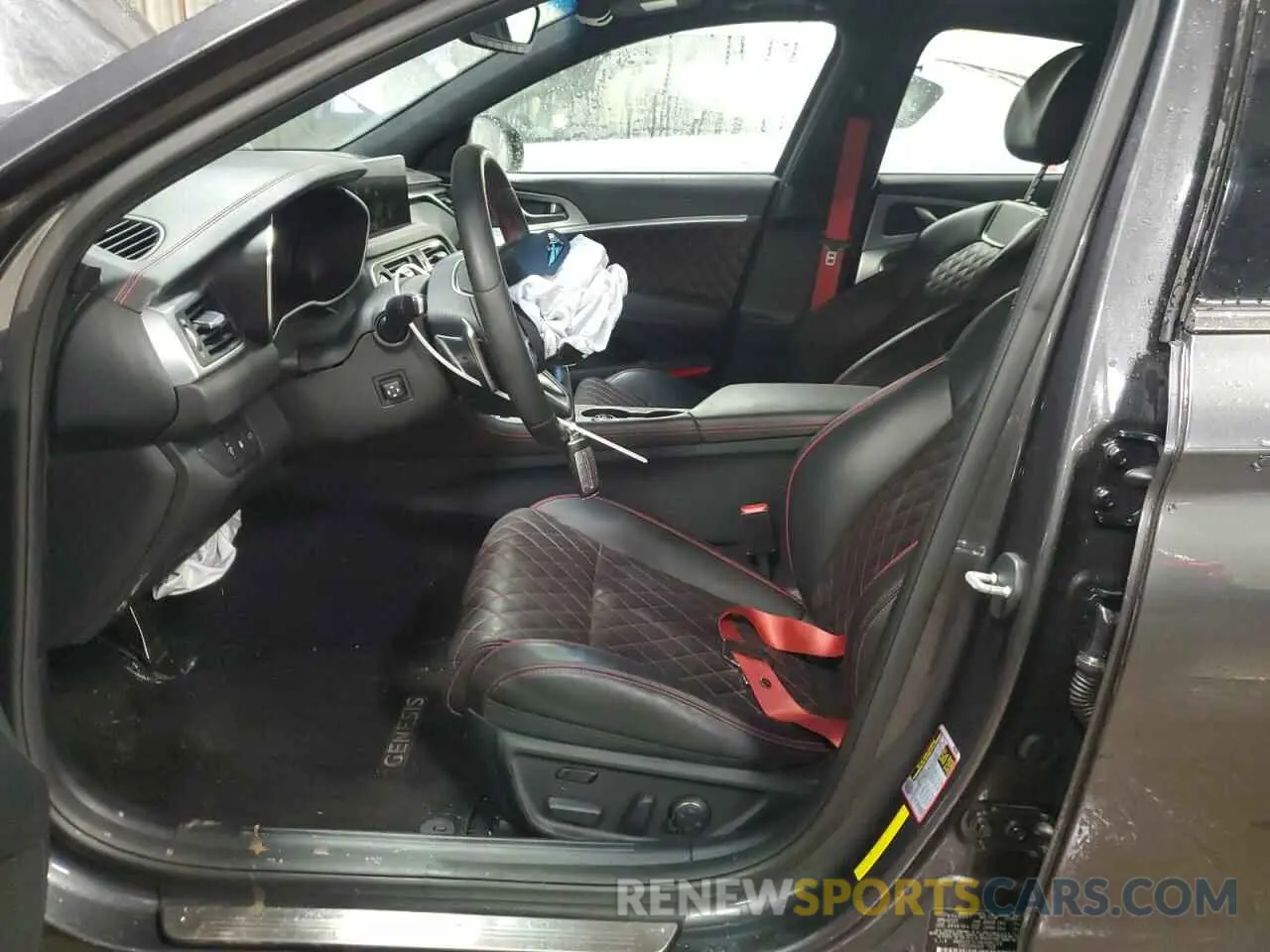 7 Photograph of a damaged car KMTG54TE7NU084124 GENESIS G70 BASE 2022