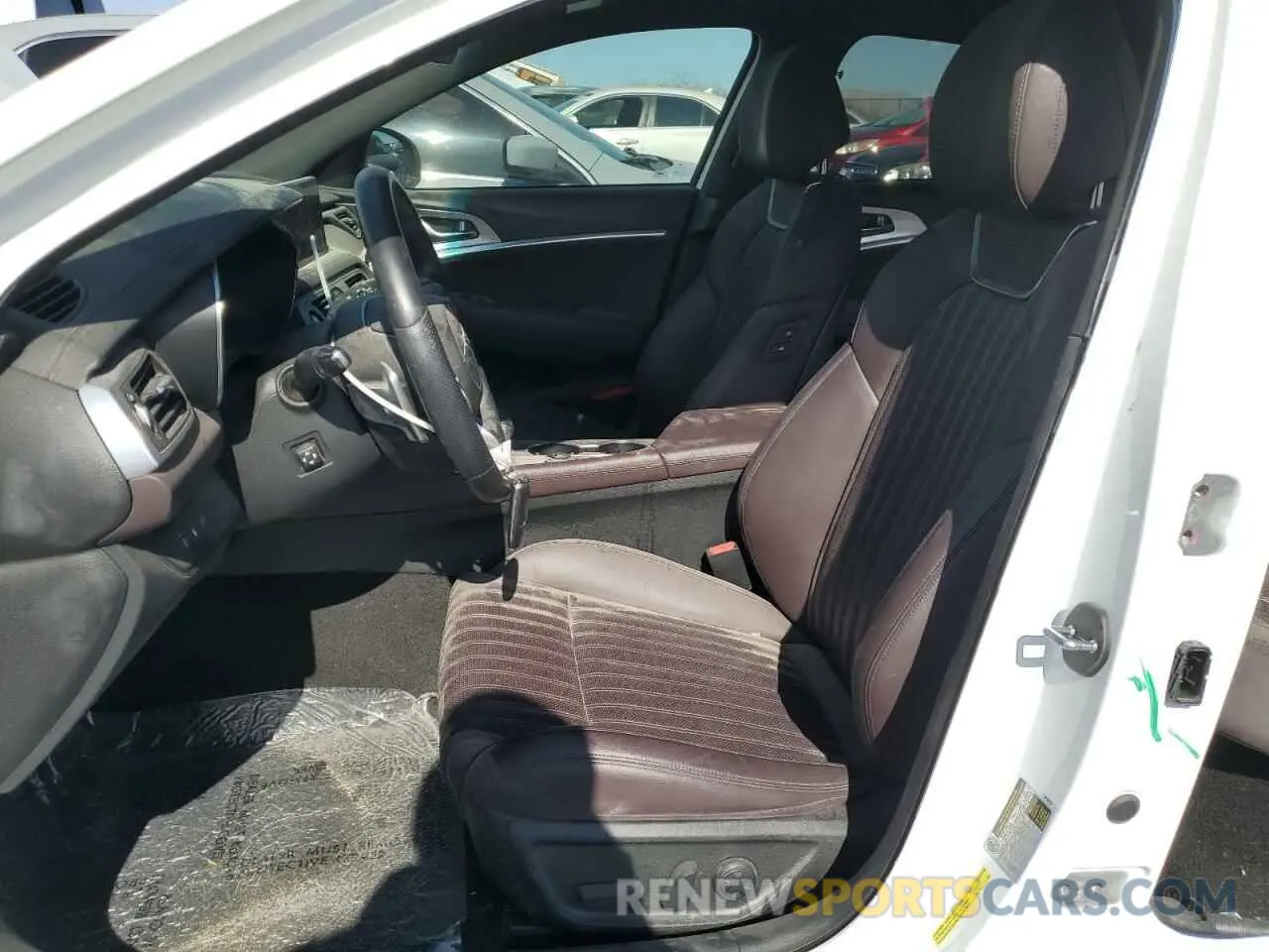 7 Photograph of a damaged car KMTG54TE7NU088173 GENESIS G70 BASE 2022