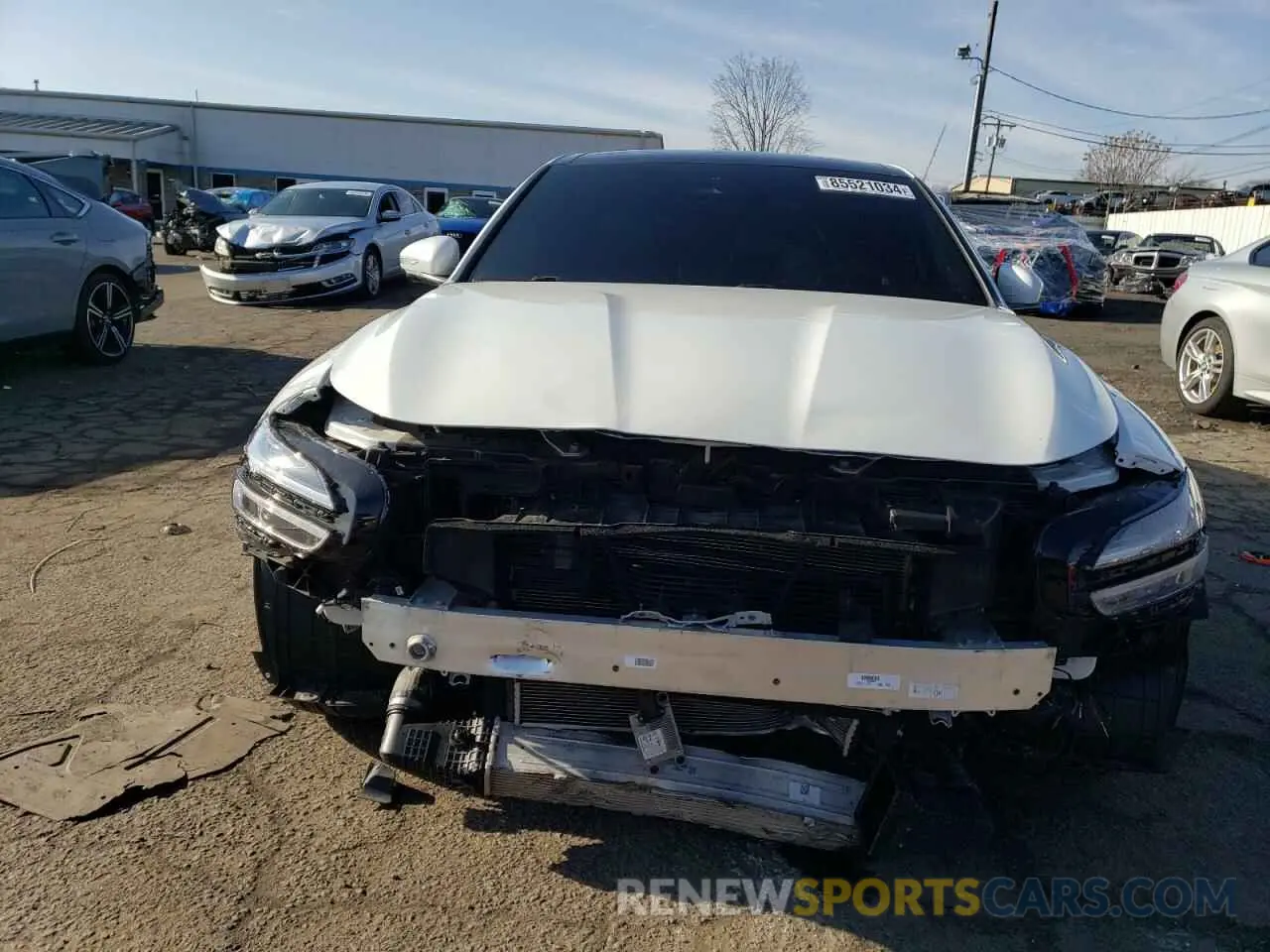 5 Photograph of a damaged car KMTG54TE7NU104131 GENESIS G70 BASE 2022