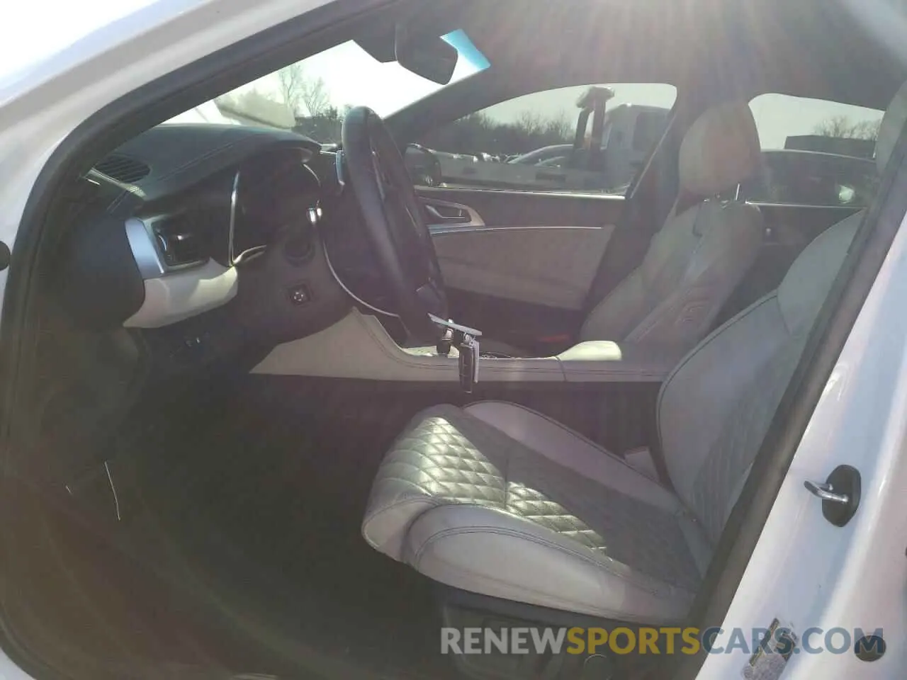 7 Photograph of a damaged car KMTG54TE7NU104131 GENESIS G70 BASE 2022