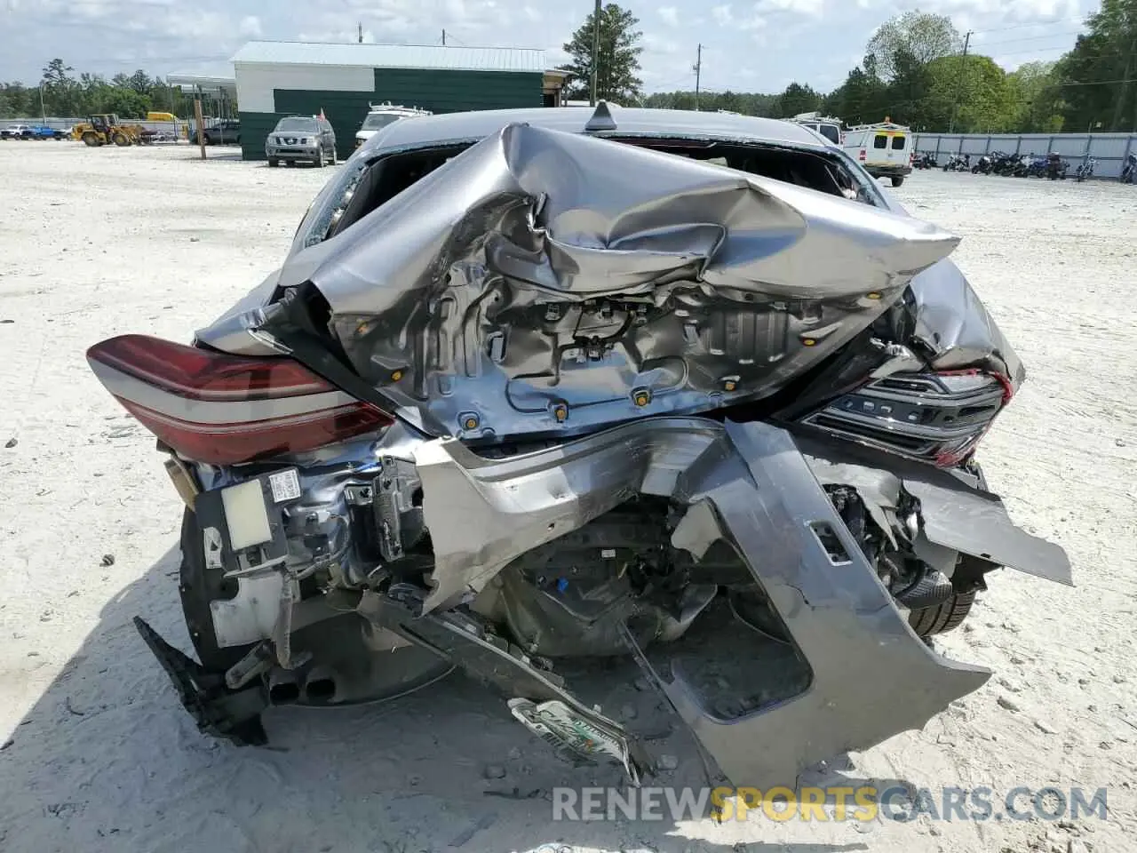 6 Photograph of a damaged car KMTG54TEXNU081802 GENESIS G70 BASE 2022