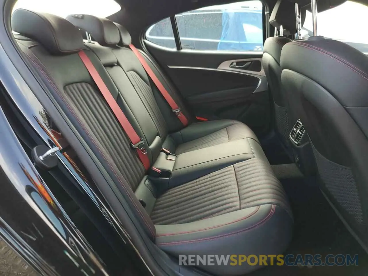 10 Photograph of a damaged car KMTG34TA7PU116043 GENESIS G70 BASE 2023