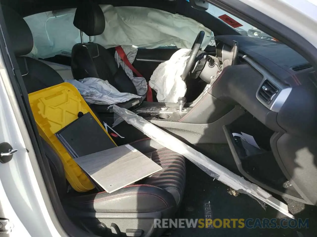 7 Photograph of a damaged car KMTG34TA8PU106895 GENESIS G70 BASE 2023
