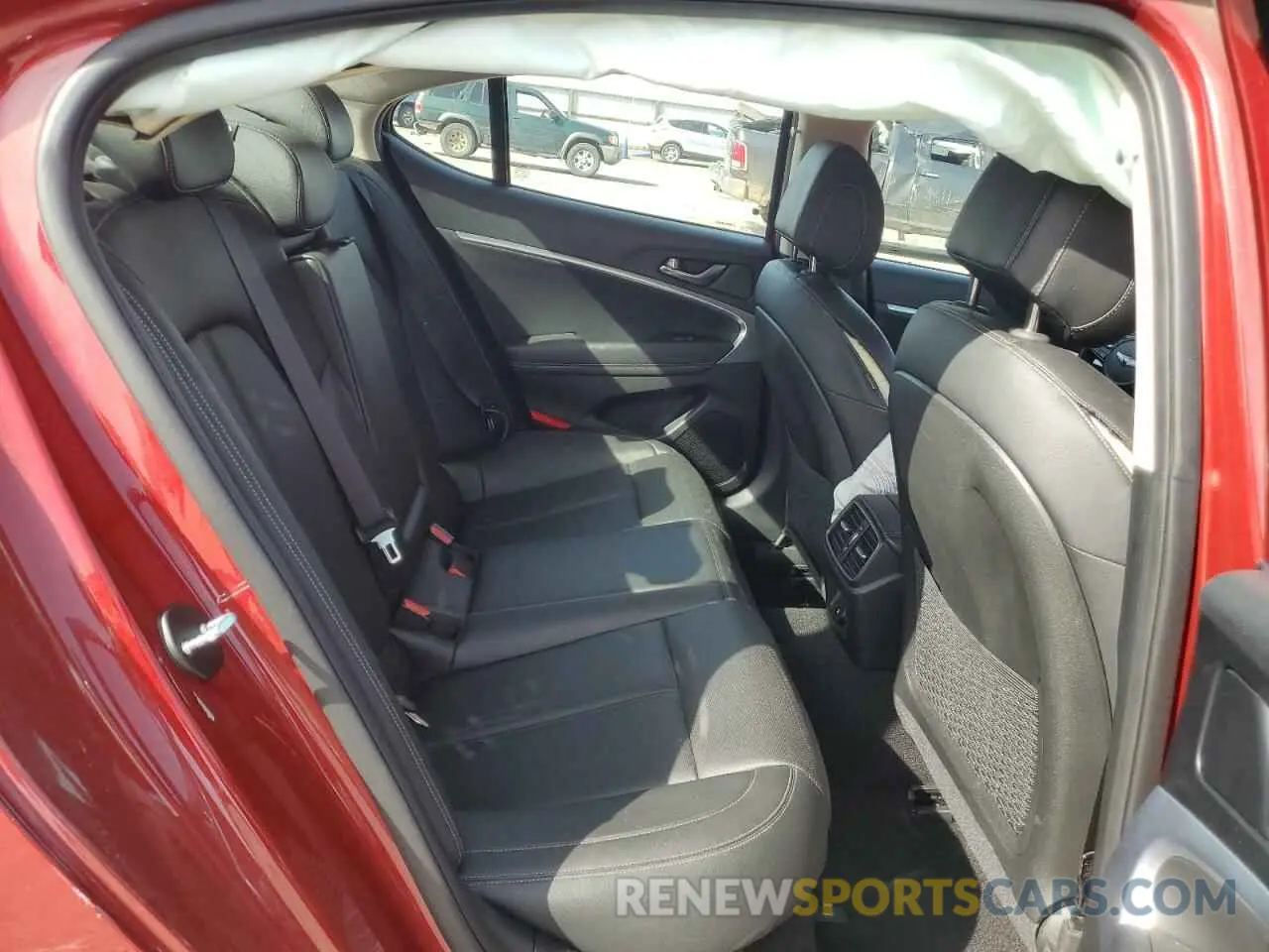 10 Photograph of a damaged car KMTG34TAXPU123732 GENESIS G70 BASE 2023