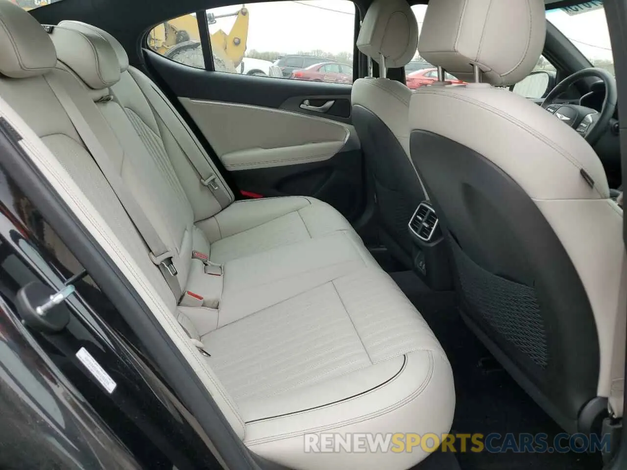 10 Photograph of a damaged car KMTG34SC0RU136639 GENESIS G70 BASE 2024