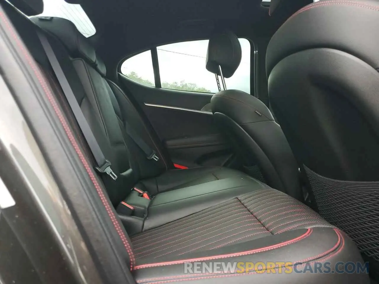 10 Photograph of a damaged car KMTG34SCXRU141623 GENESIS G70 BASE 2024