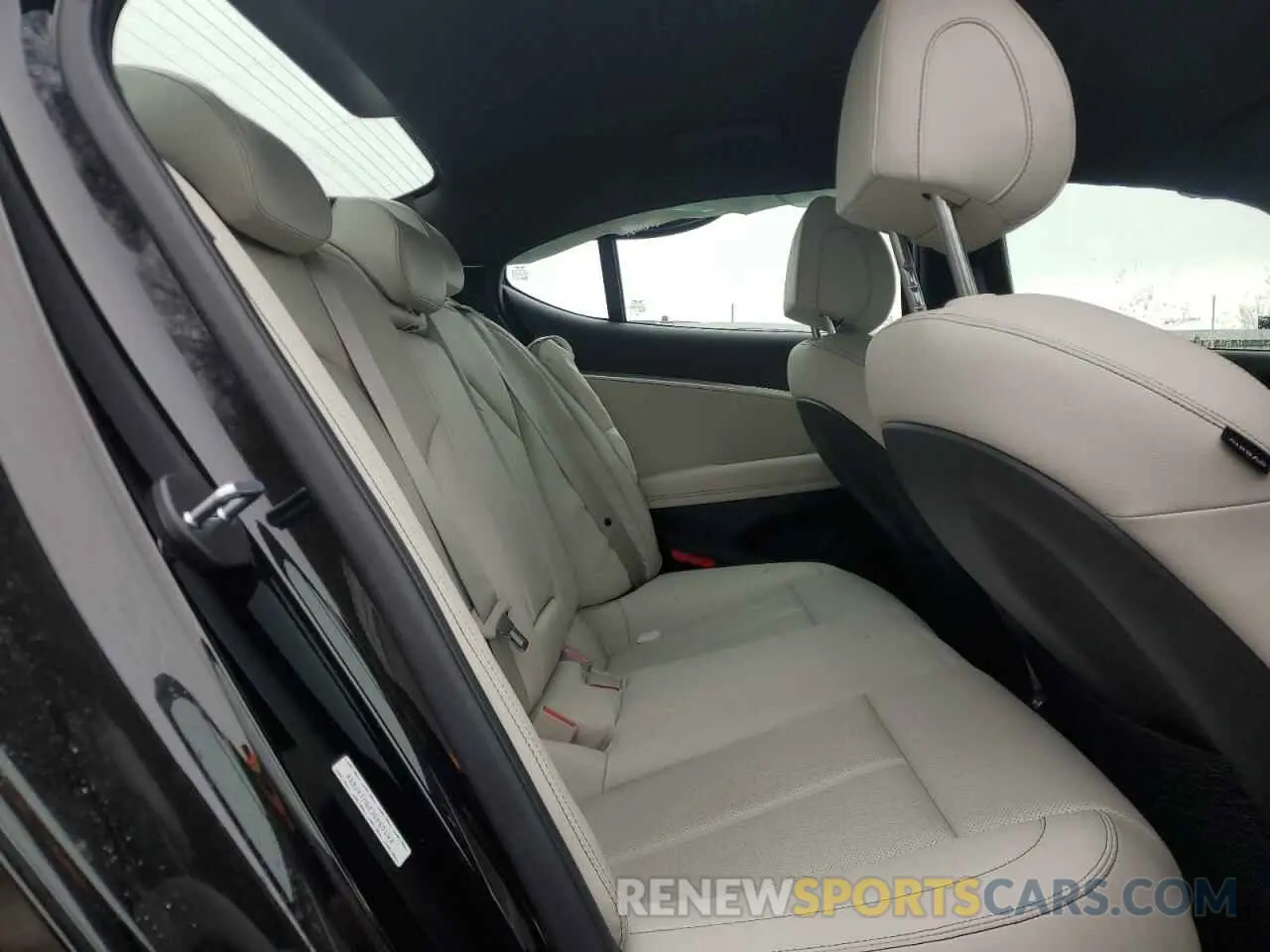10 Photograph of a damaged car KMTG34SC2SU147650 GENESIS G70 BASE 2025