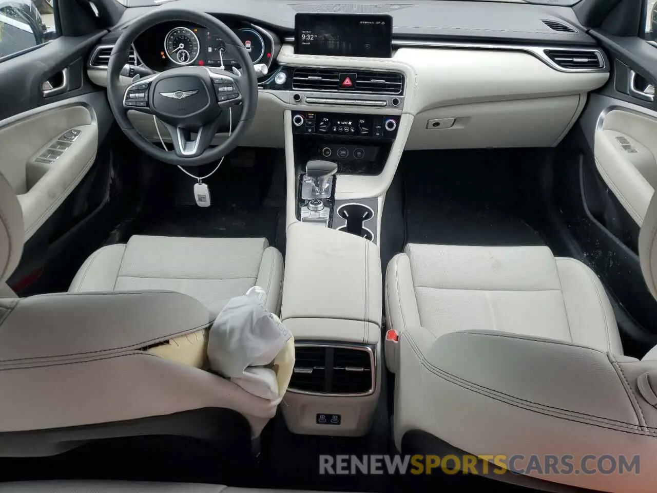 8 Photograph of a damaged car KMTG34SC2SU147650 GENESIS G70 BASE 2025