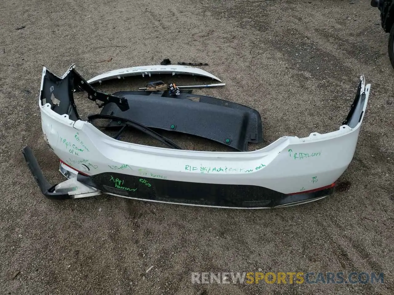 12 Photograph of a damaged car KMTG34SC2SU151259 GENESIS G70 BASE 2025
