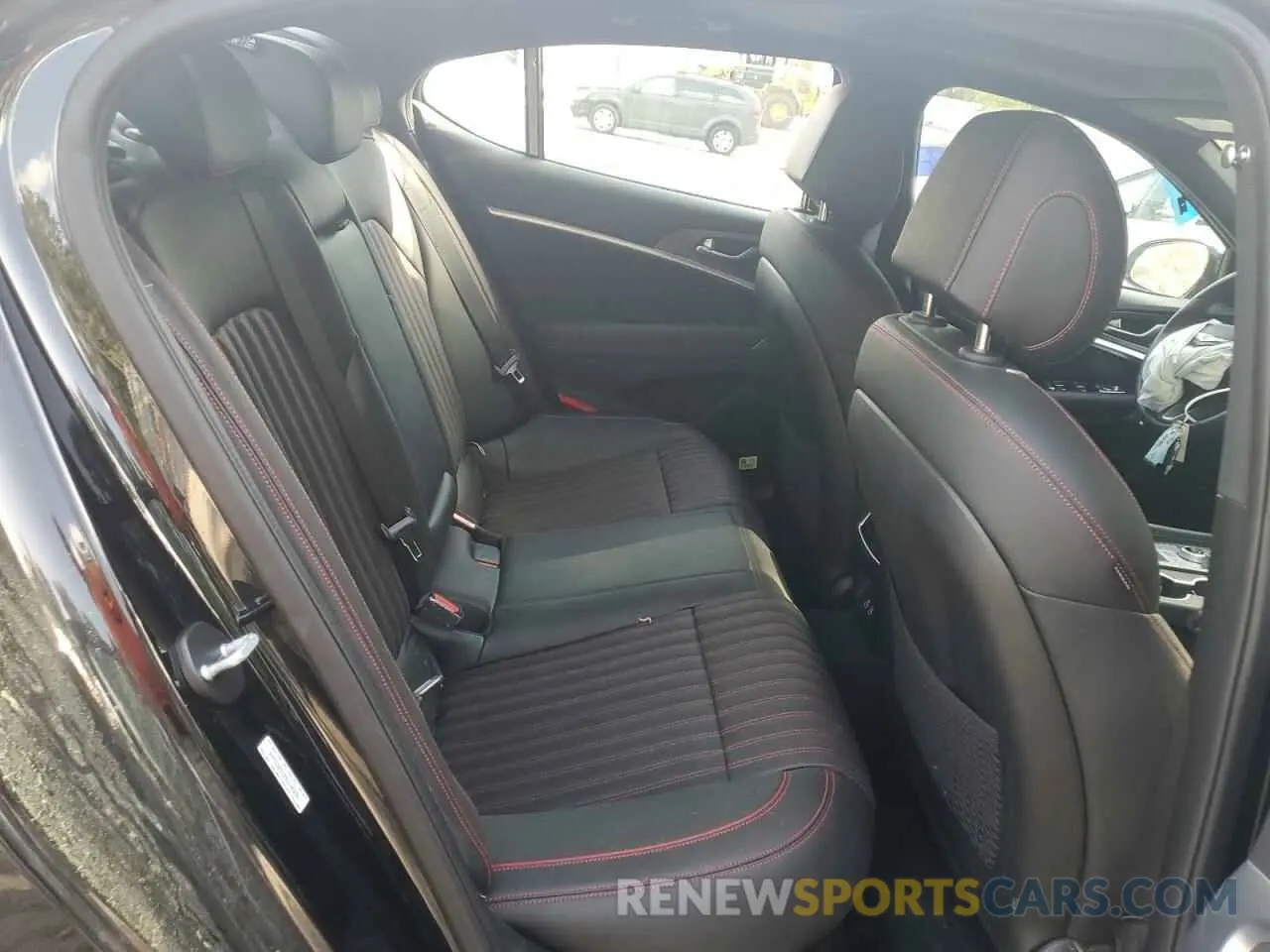 10 Photograph of a damaged car KMTG34SC5SU146346 GENESIS G70 BASE 2025