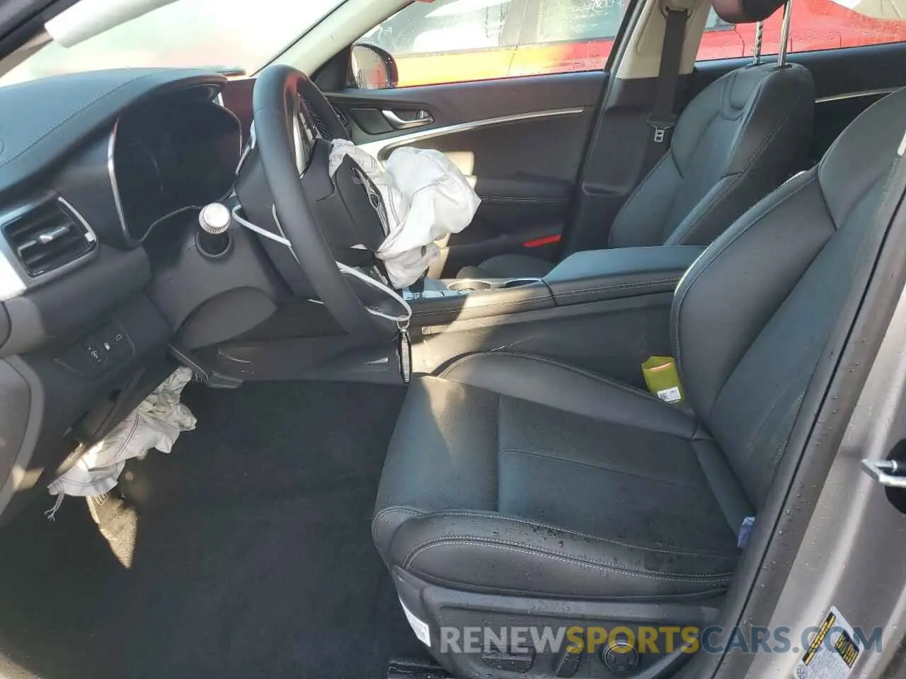 7 Photograph of a damaged car KMTG34SC9SU154000 GENESIS G70 BASE 2025