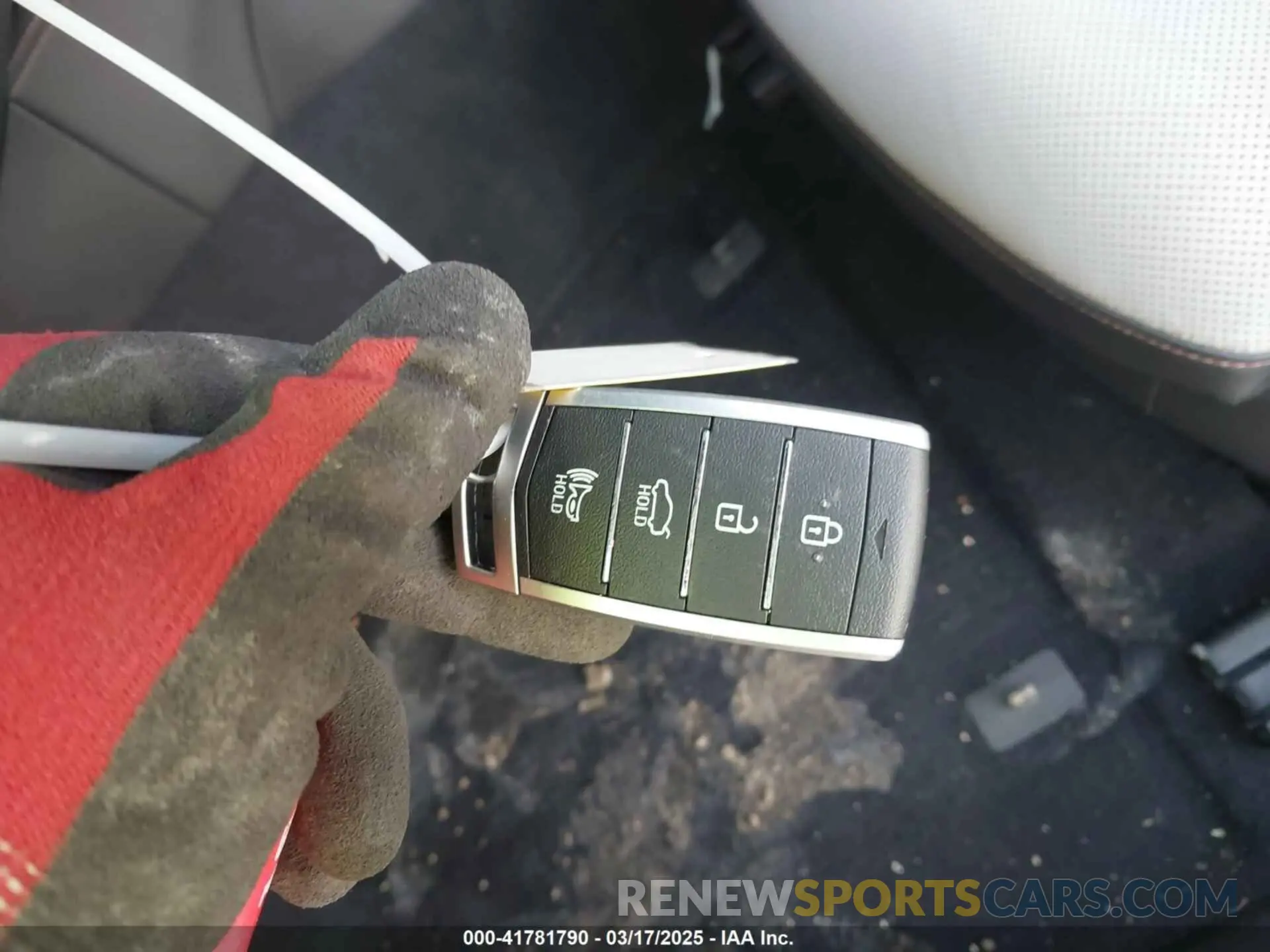 11 Photograph of a damaged car KMHGN4JBXKU296515 GENESIS G80 2019