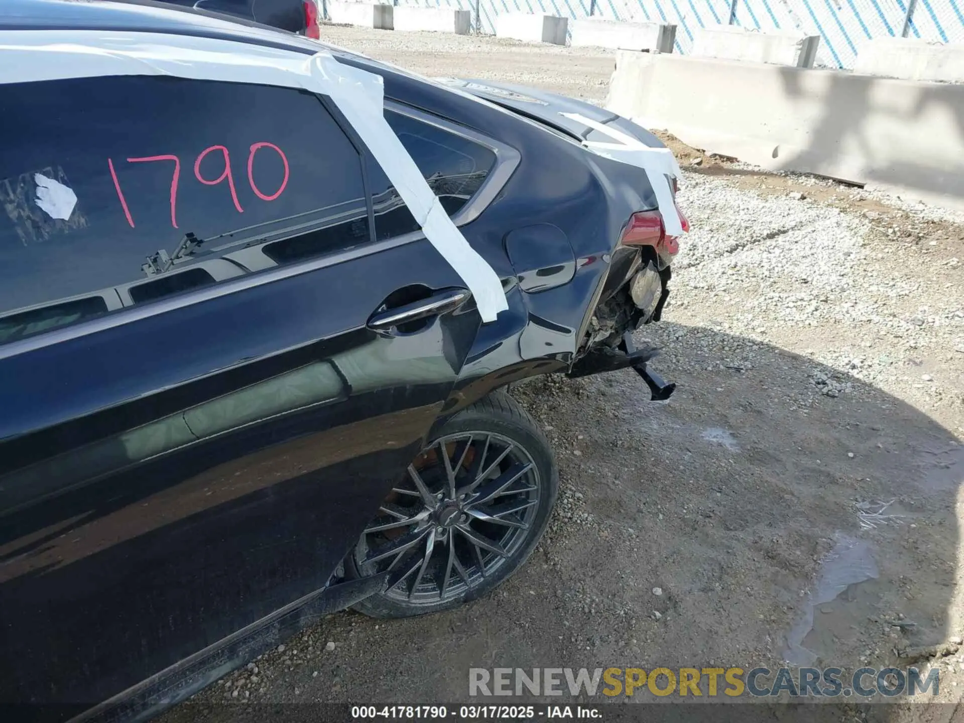 19 Photograph of a damaged car KMHGN4JBXKU296515 GENESIS G80 2019