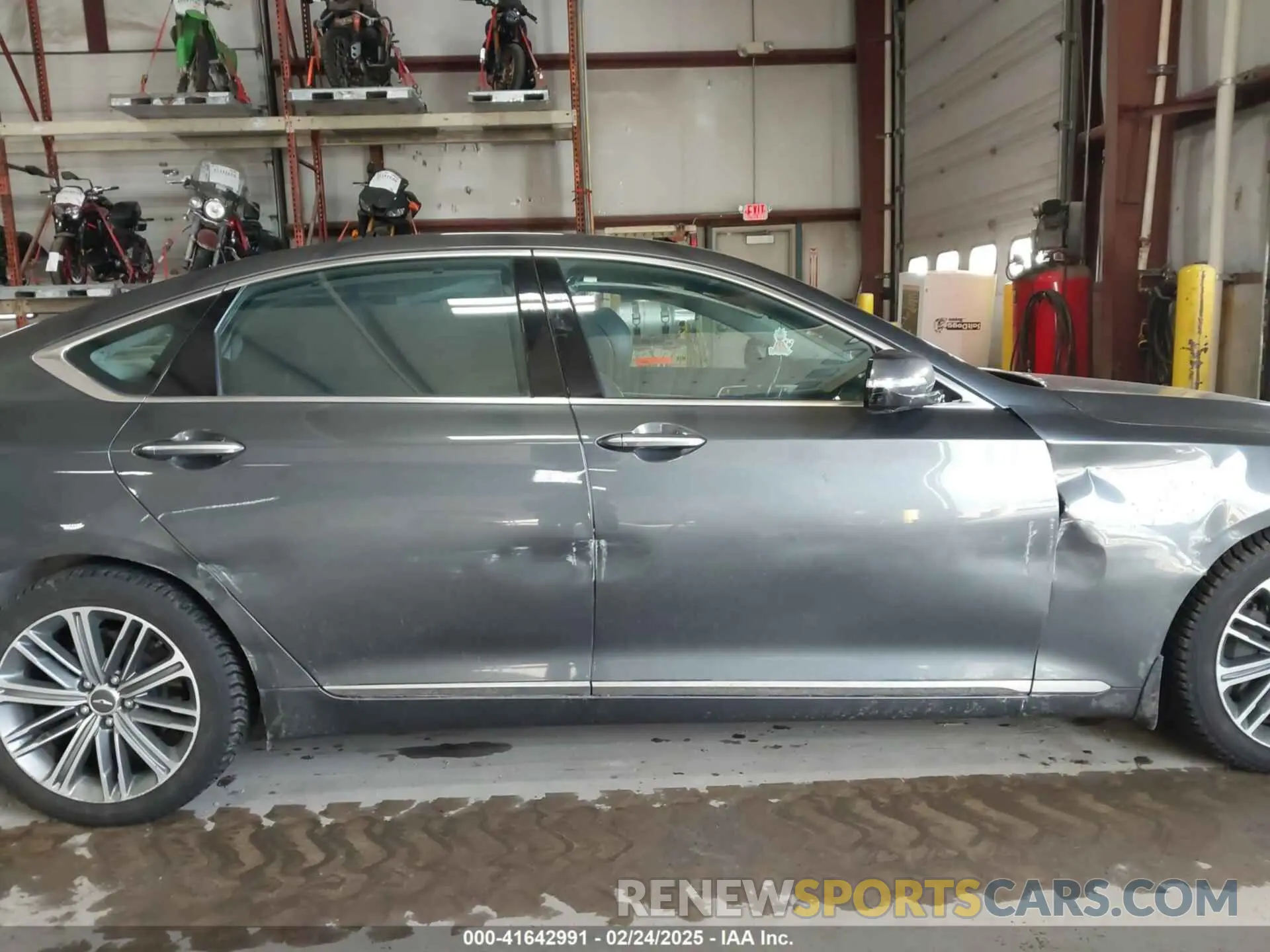 13 Photograph of a damaged car KMHGN4JE4KU299355 GENESIS G80 2019