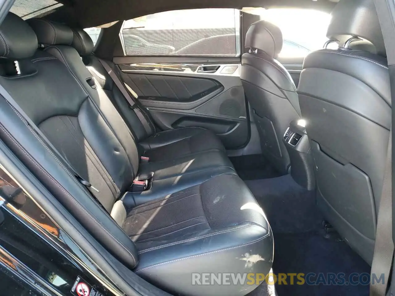 10 Photograph of a damaged car KMTFN4JB6KU306295 GENESIS G80 2019
