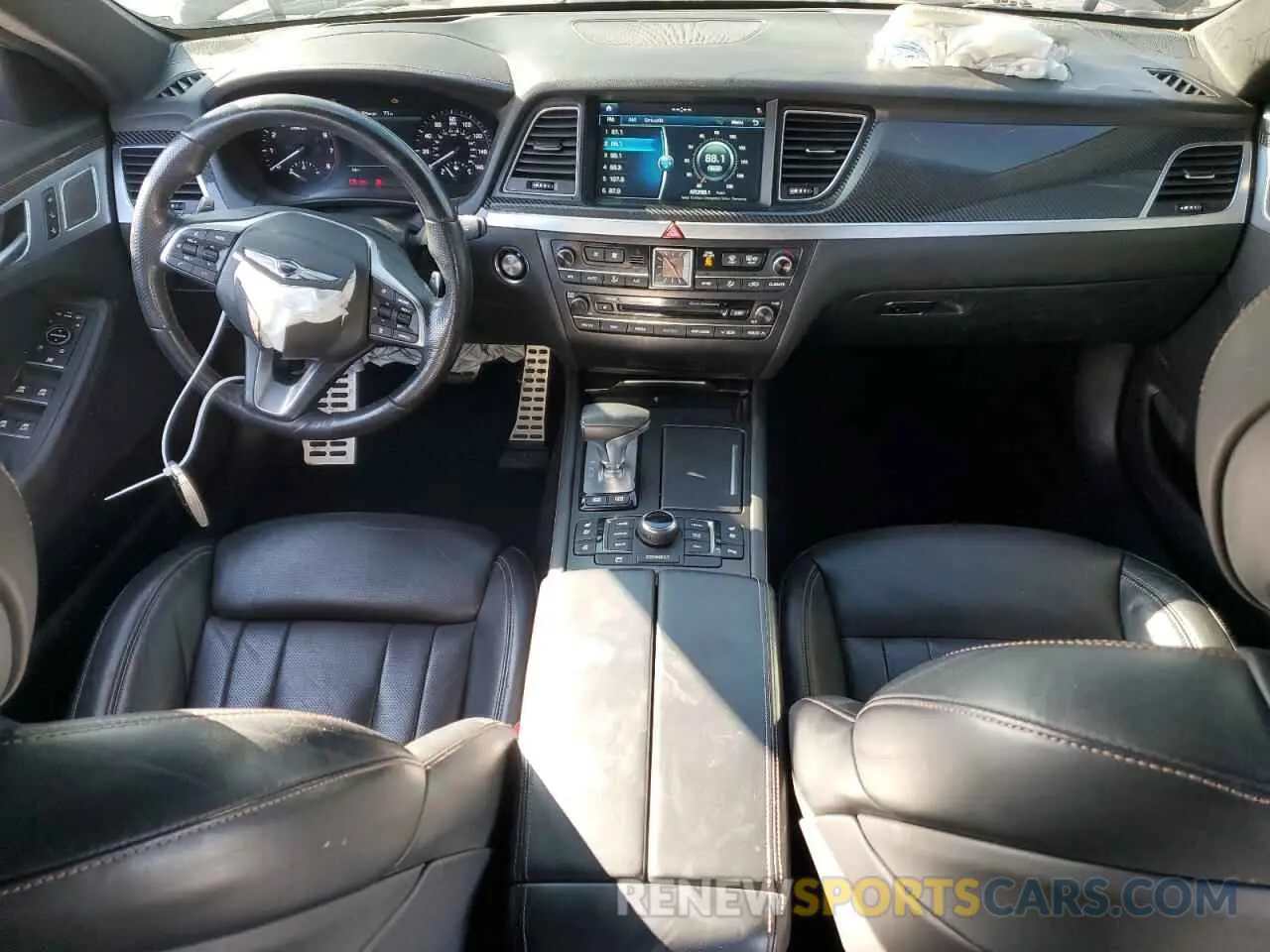 8 Photograph of a damaged car KMTFN4JB6KU306295 GENESIS G80 2019