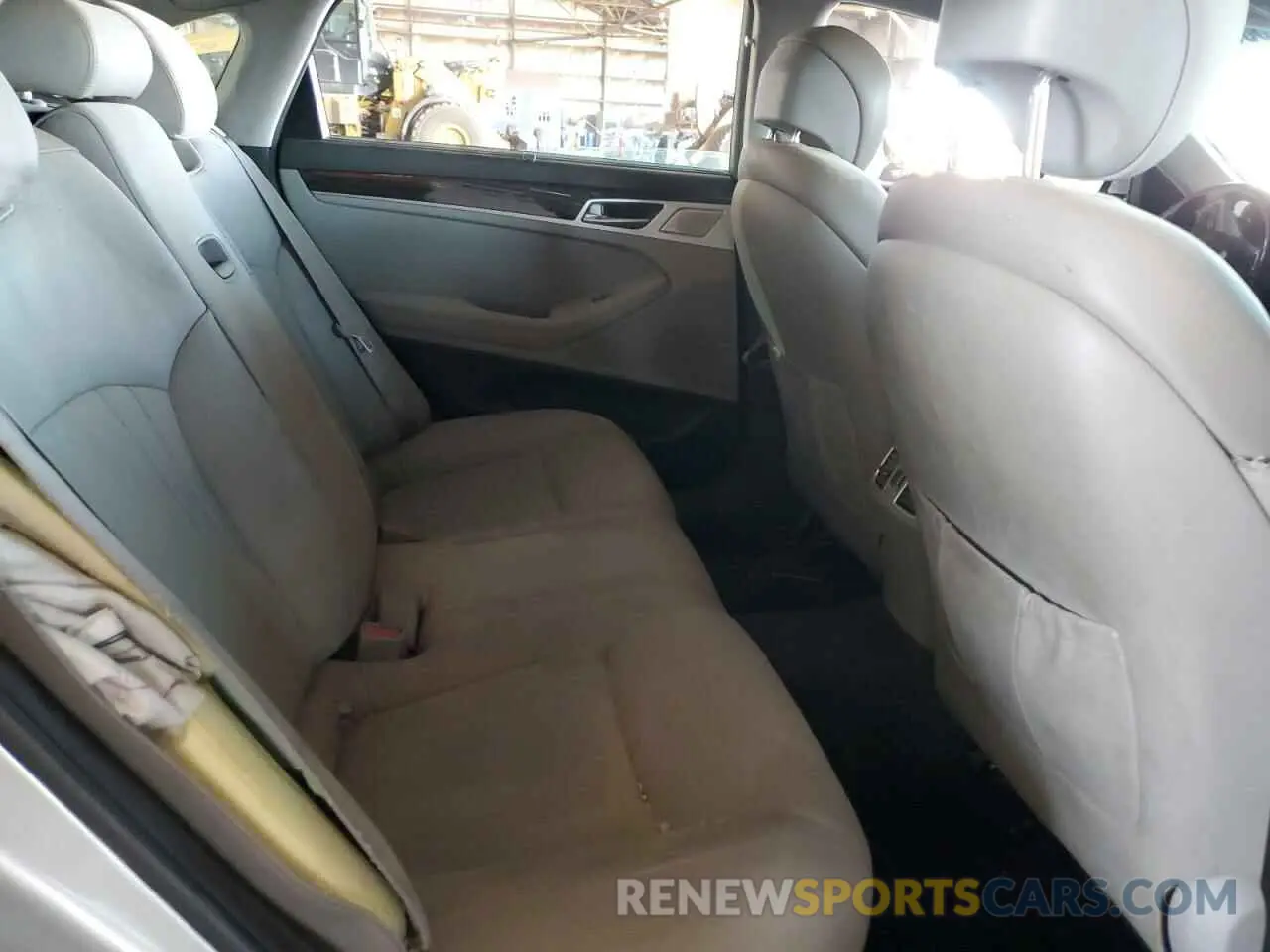 10 Photograph of a damaged car KMTFN4JE3KU309522 GENESIS G80 2019