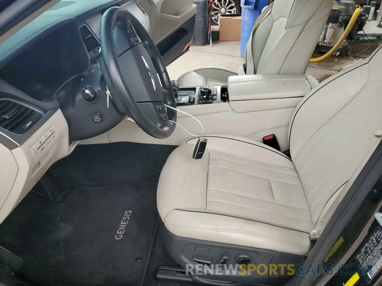 7 Photograph of a damaged car KMTFN4JE4LU334673 GENESIS G80 2020