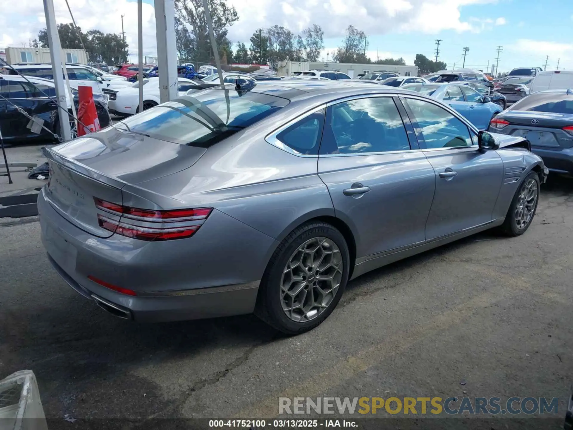4 Photograph of a damaged car KMTGB4SC2MU047585 GENESIS G80 2021