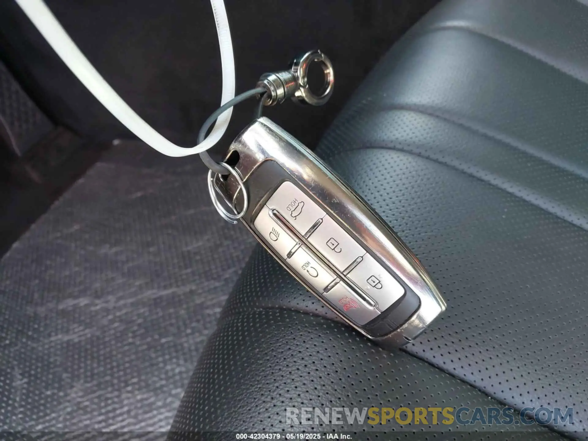 11 Photograph of a damaged car KMTGB4SC7MU046660 GENESIS G80 2021