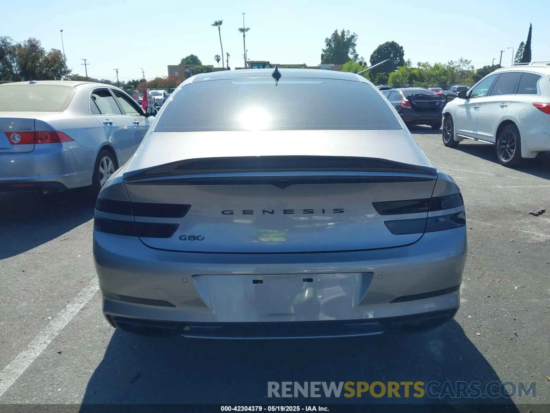 16 Photograph of a damaged car KMTGB4SC7MU046660 GENESIS G80 2021