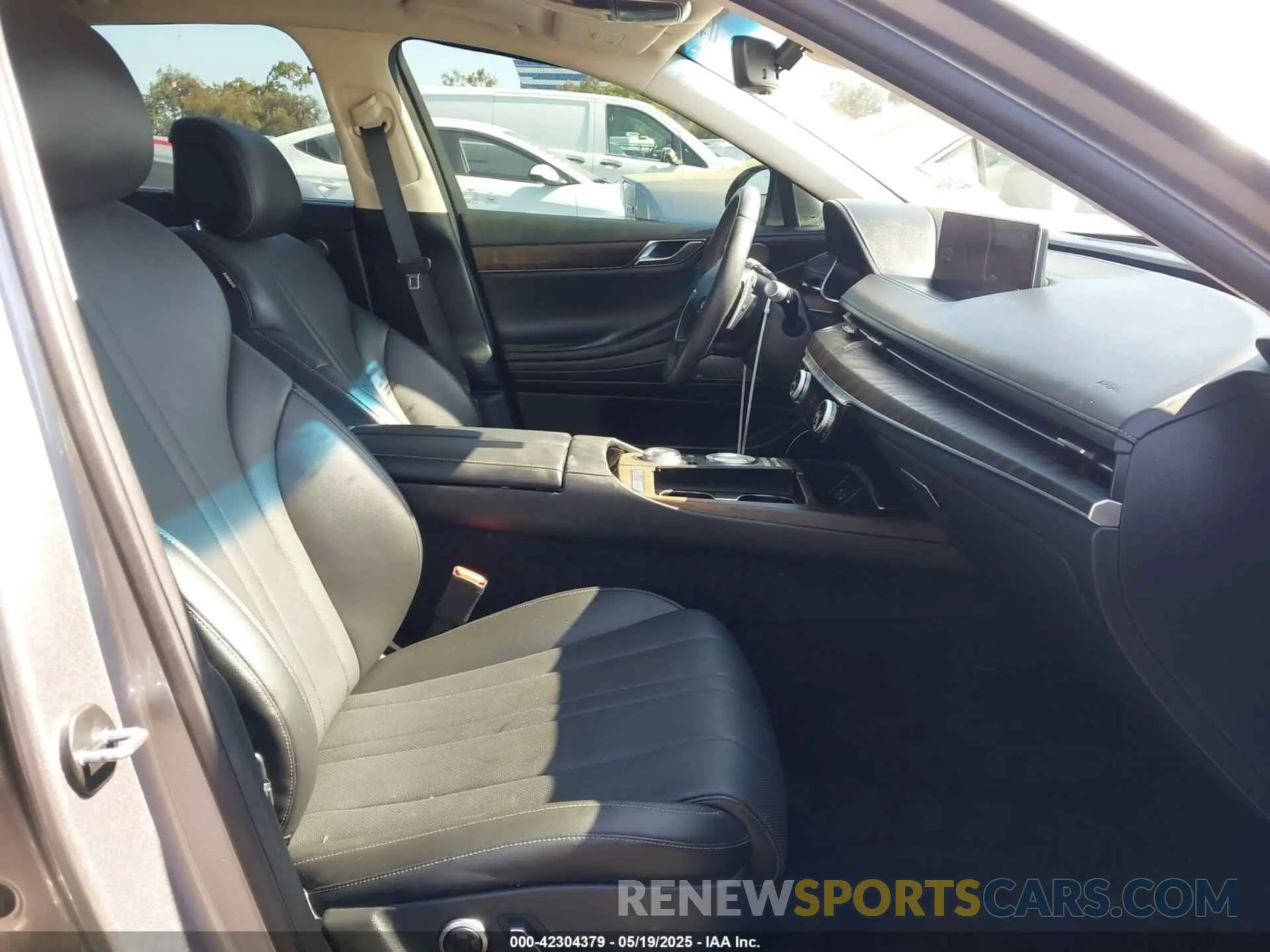 5 Photograph of a damaged car KMTGB4SC7MU046660 GENESIS G80 2021