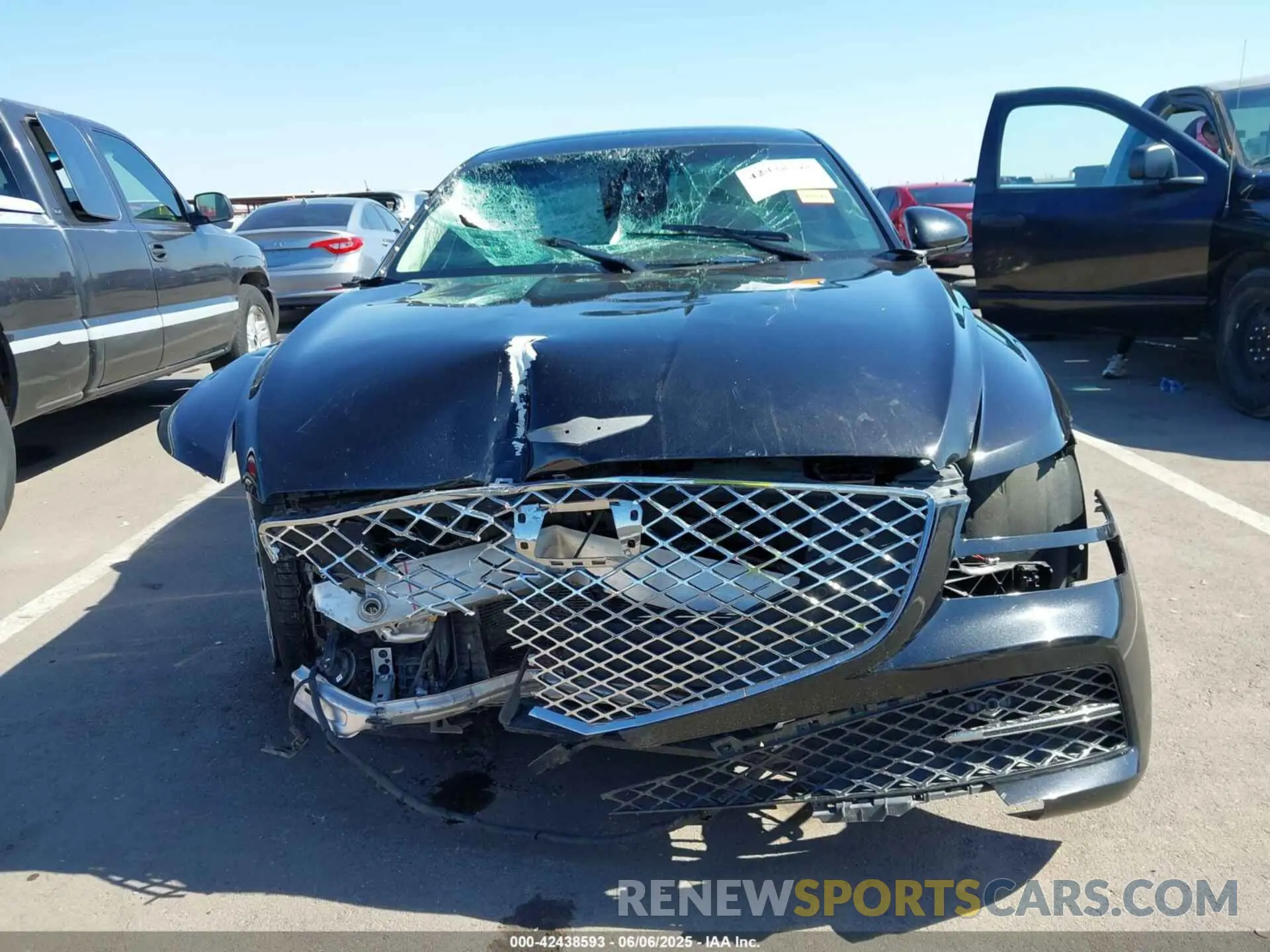 12 Photograph of a damaged car KMTGB4SC7MU073552 GENESIS G80 2021