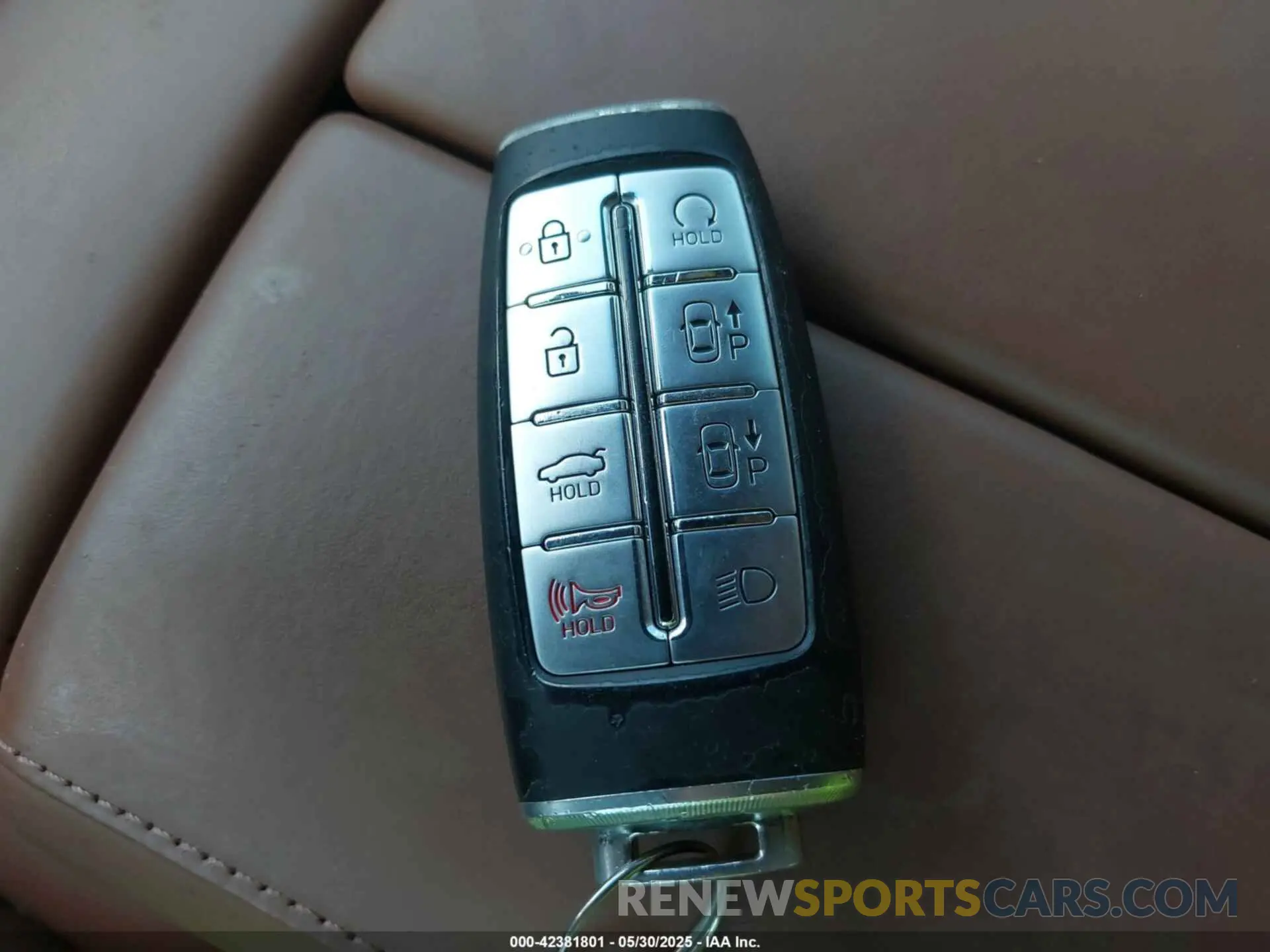 11 Photograph of a damaged car KMTGC4SD3MU088300 GENESIS G80 2021