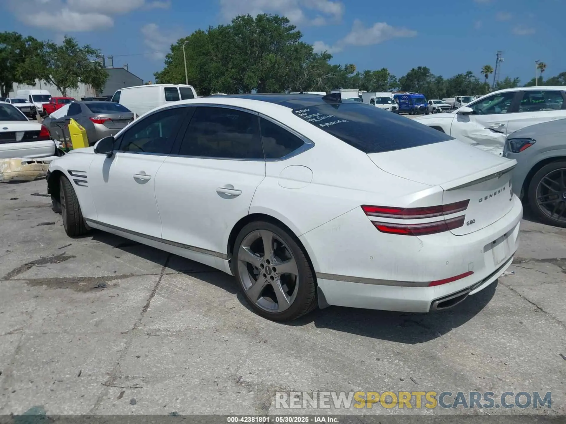 3 Photograph of a damaged car KMTGC4SD3MU088300 GENESIS G80 2021