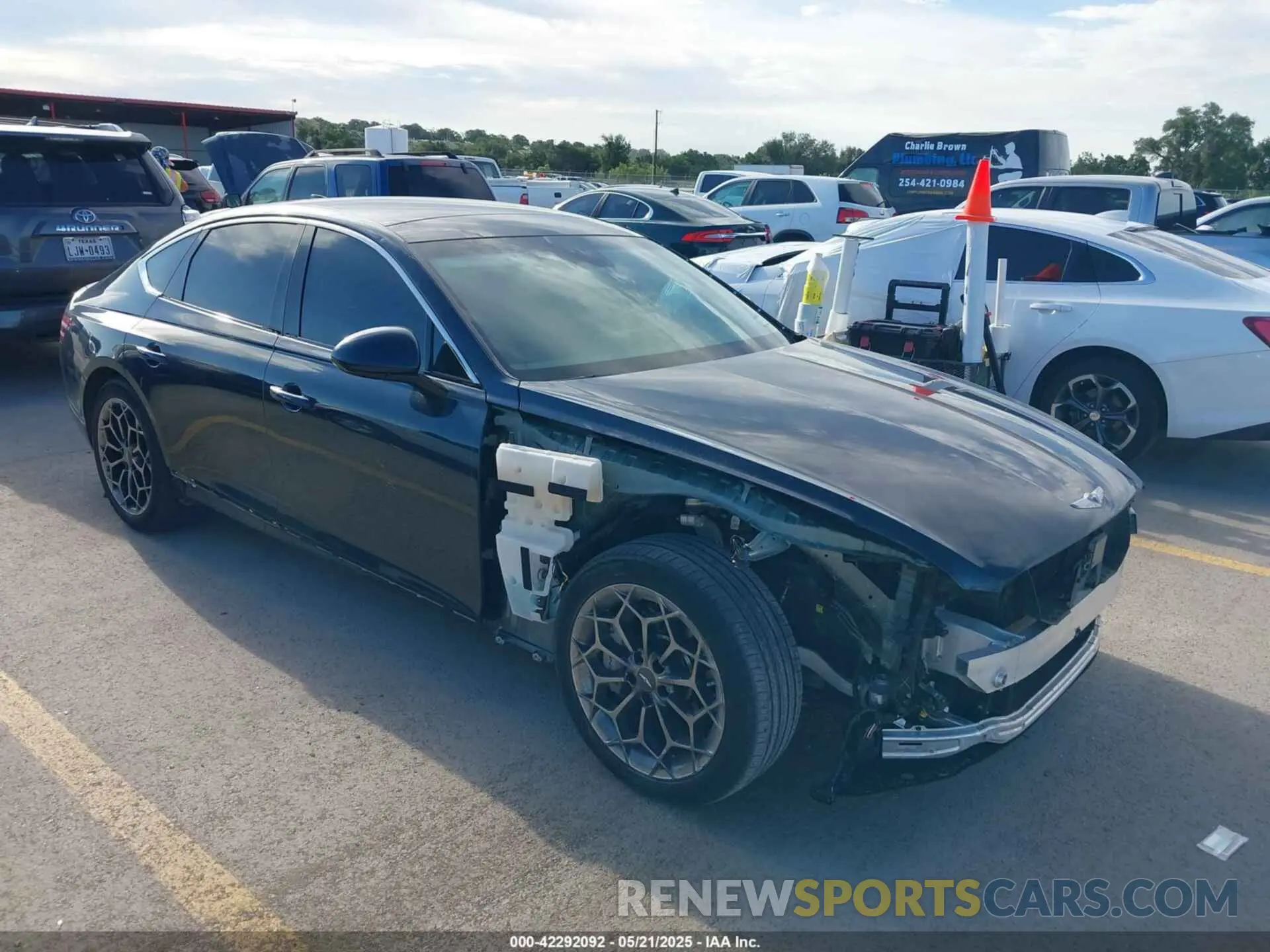 1 Photograph of a damaged car KMTGC4SD9MU049257 GENESIS G80 2021