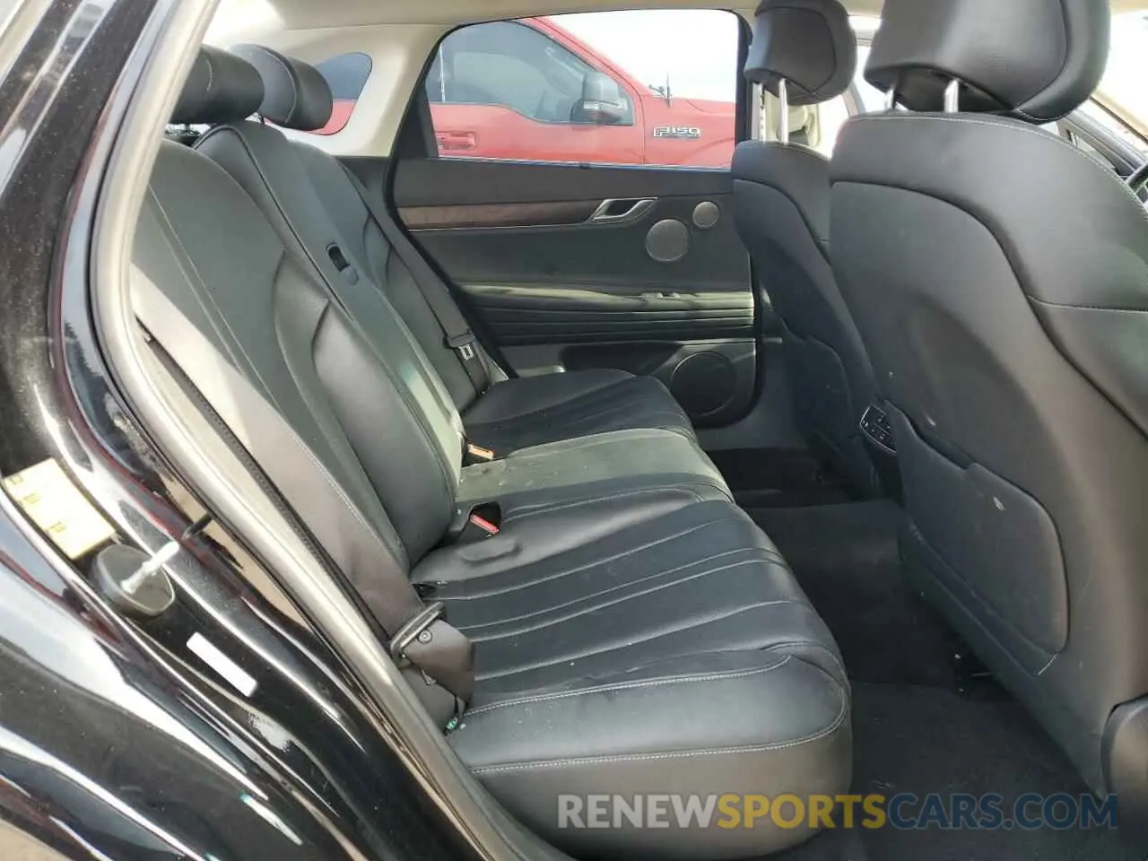 10 Photograph of a damaged car KMTGB4SC1NU104196 GENESIS G80 2022