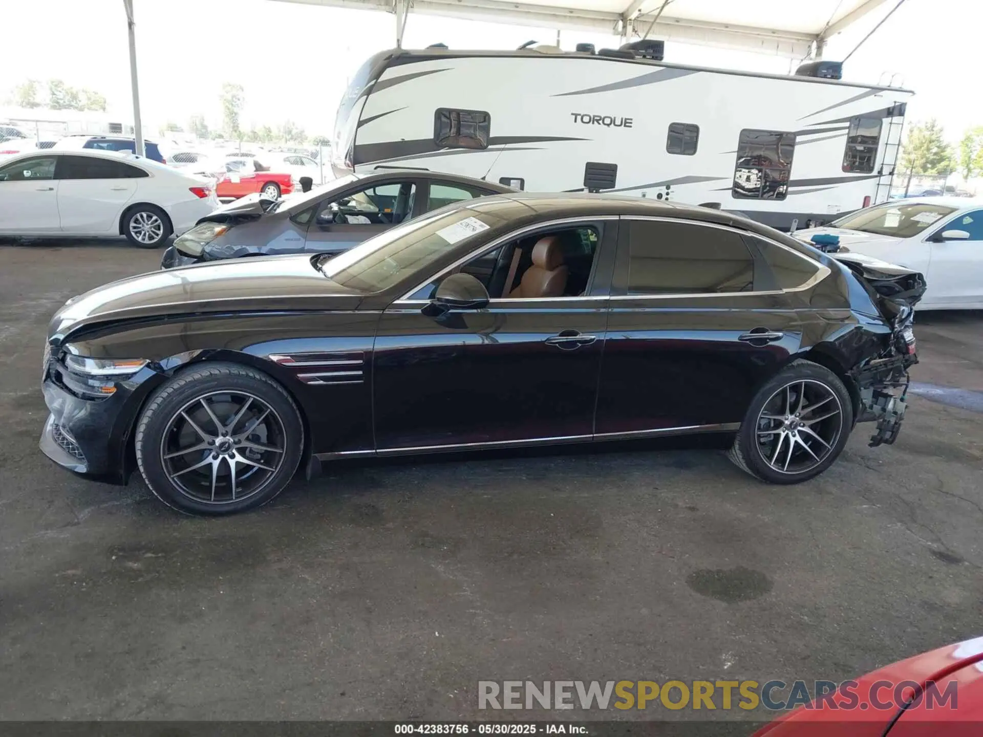 14 Photograph of a damaged car KMTGB4SC8NU112618 GENESIS G80 2022