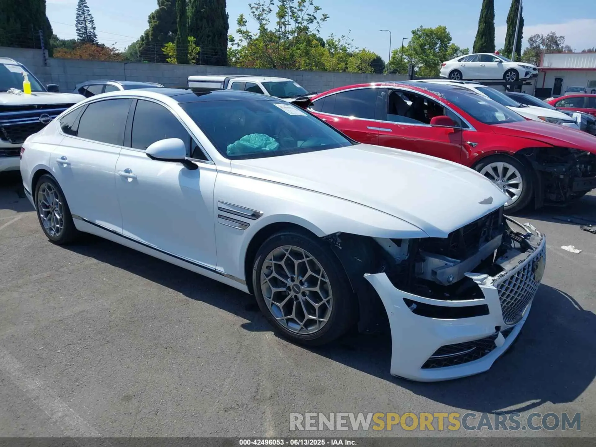 1 Photograph of a damaged car KMTGB4SC9NU137558 GENESIS G80 2022