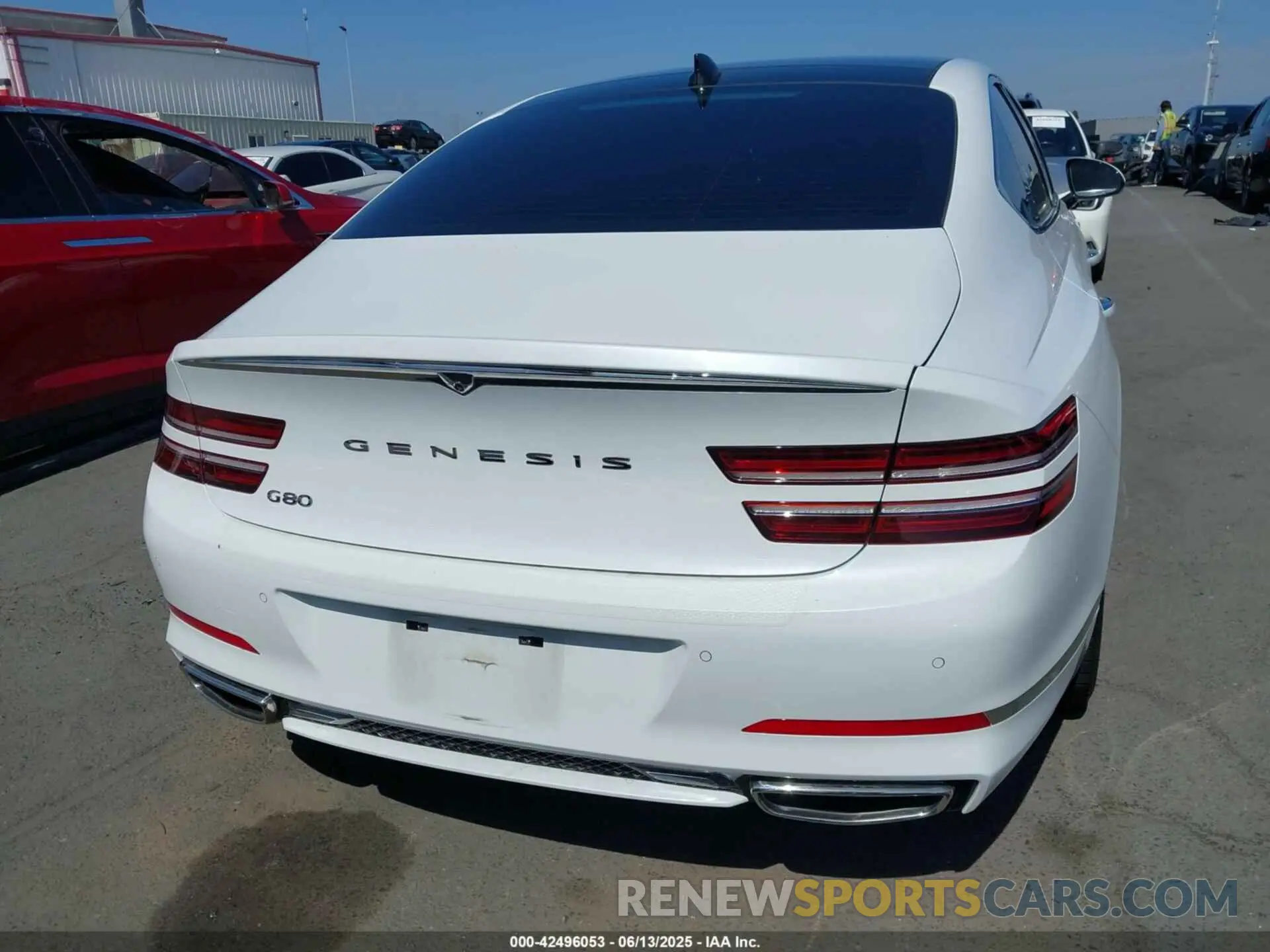 17 Photograph of a damaged car KMTGB4SC9NU137558 GENESIS G80 2022