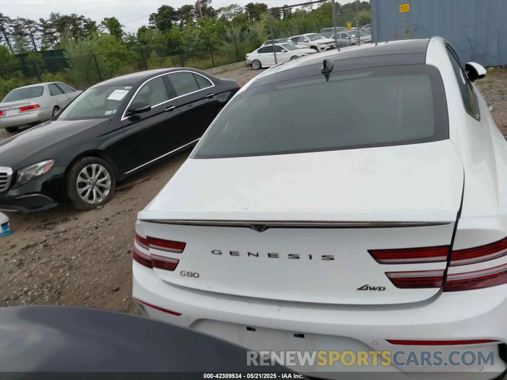 17 Photograph of a damaged car KMTGA4SC4PU153169 GENESIS G80 2023