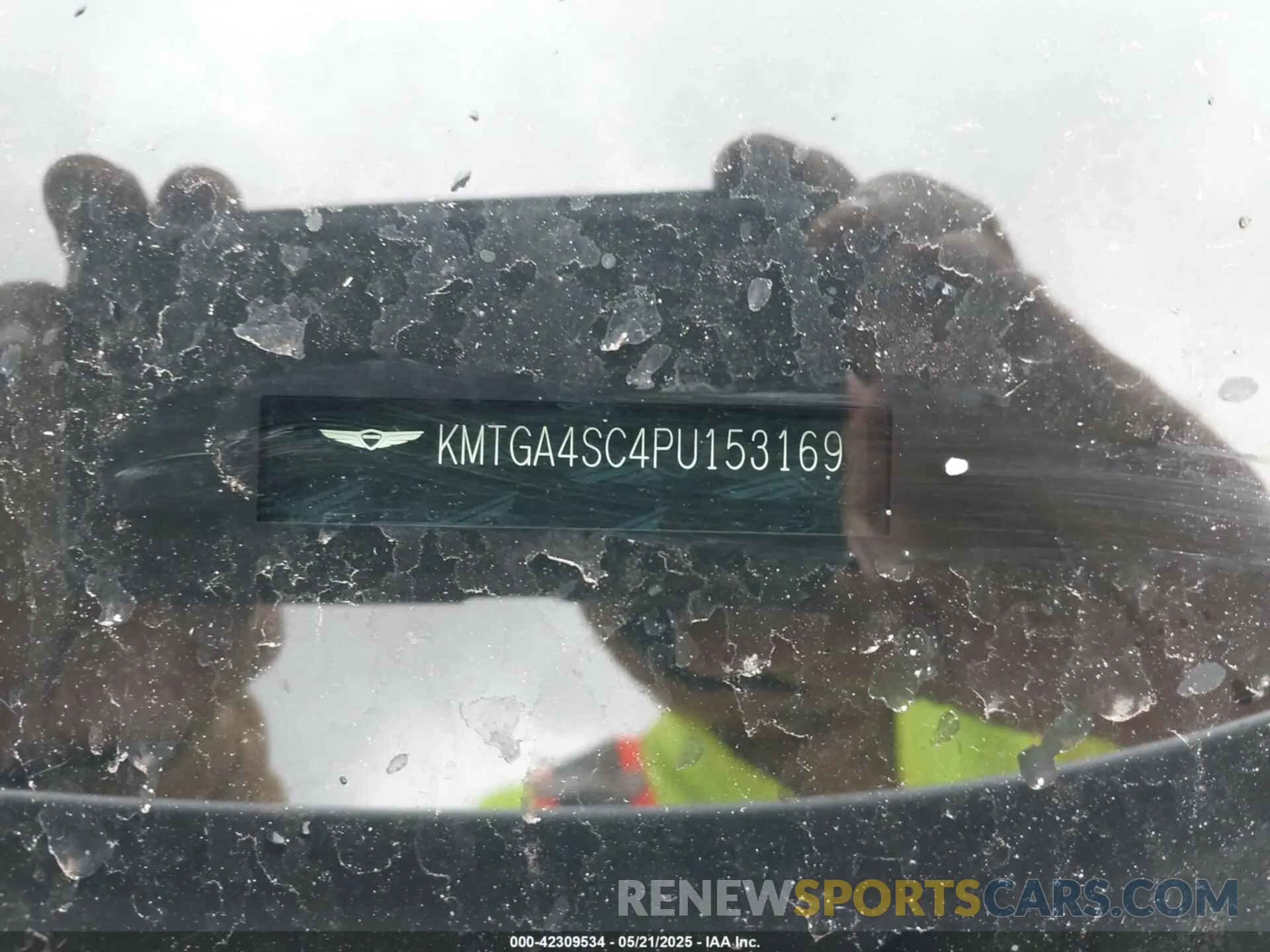 19 Photograph of a damaged car KMTGA4SC4PU153169 GENESIS G80 2023
